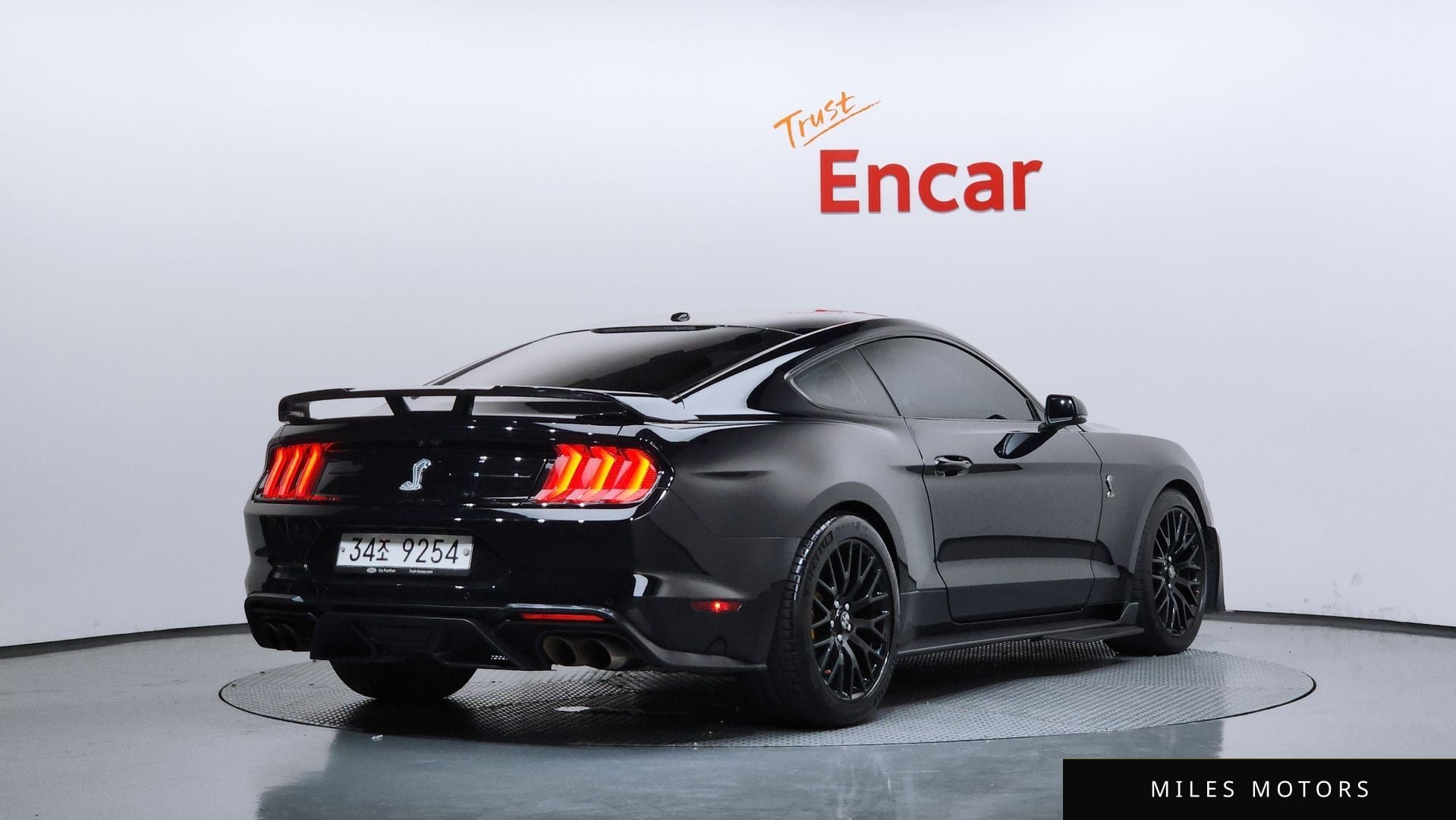 Ford Mustang 2018 — миниатюра 2