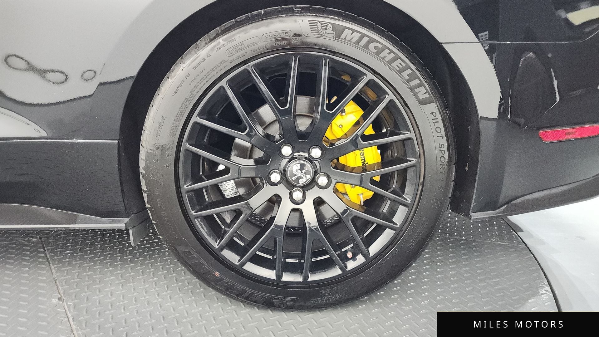 Ford Mustang 2018 — миниатюра 7