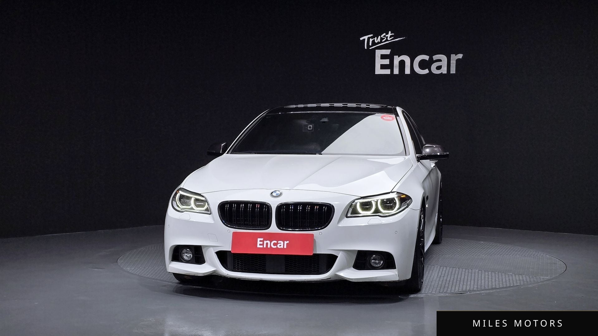 BMW 5 Series (F10) 2016 — миниатюра 3