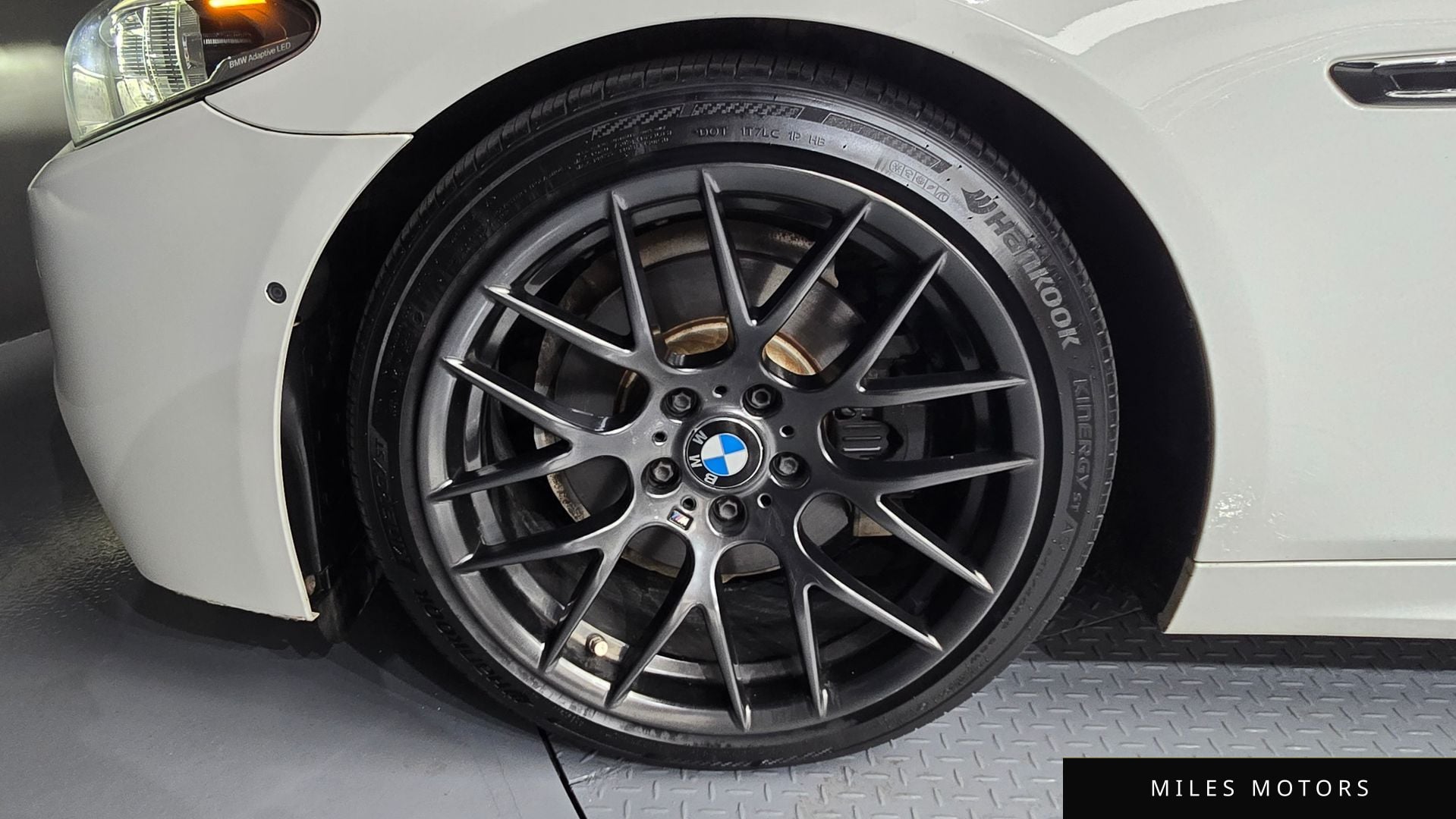 BMW 5 Series (F10) 2016 — миниатюра 5
