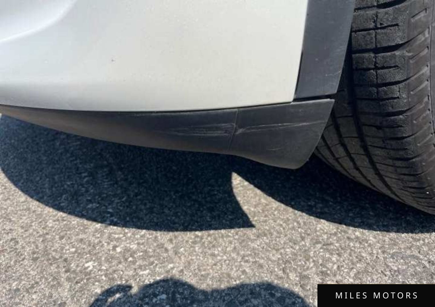 Tesla Model Y 2023 — миниатюра 12