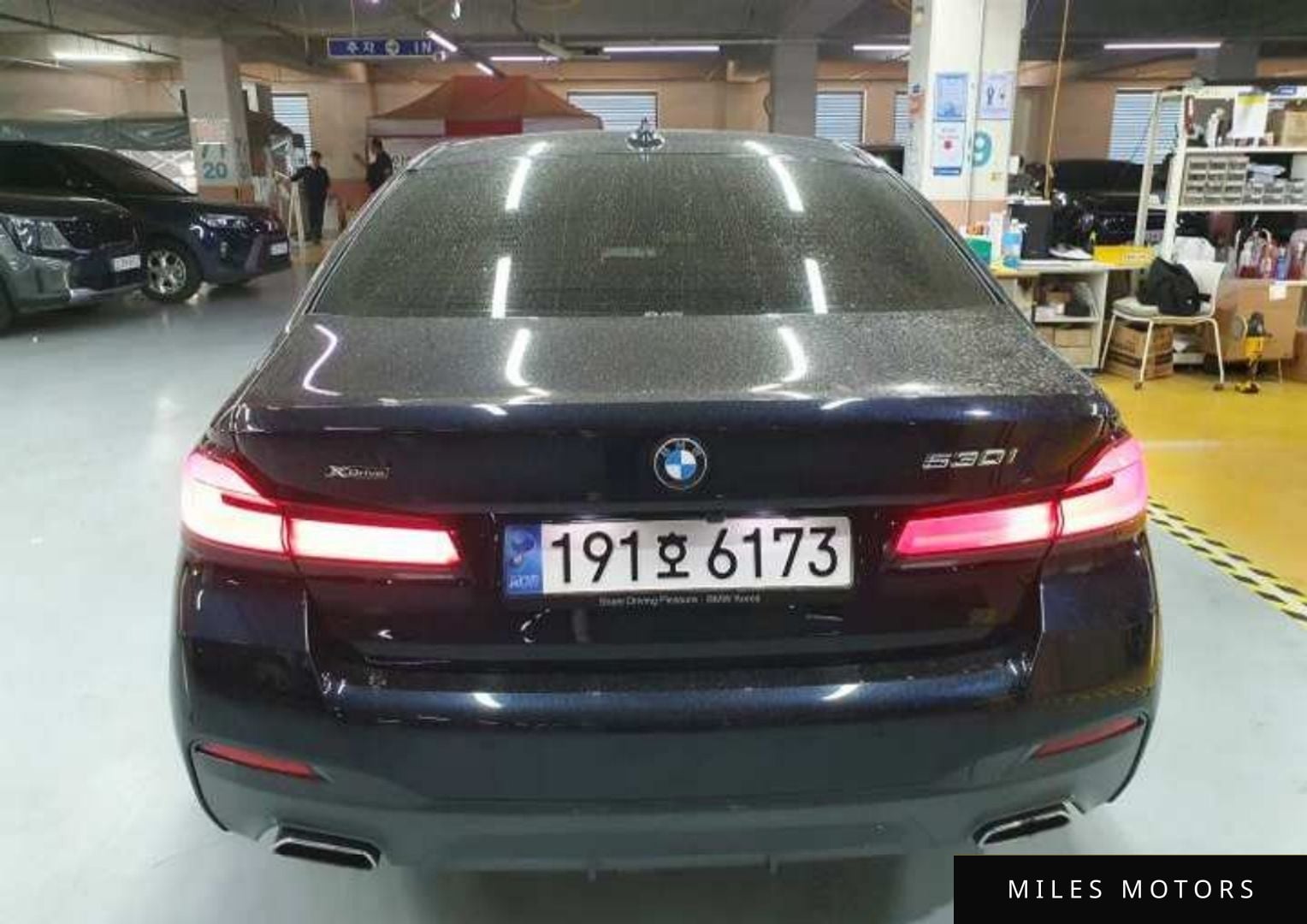 BMW 5 Series (G30) 2023 — миниатюра 3