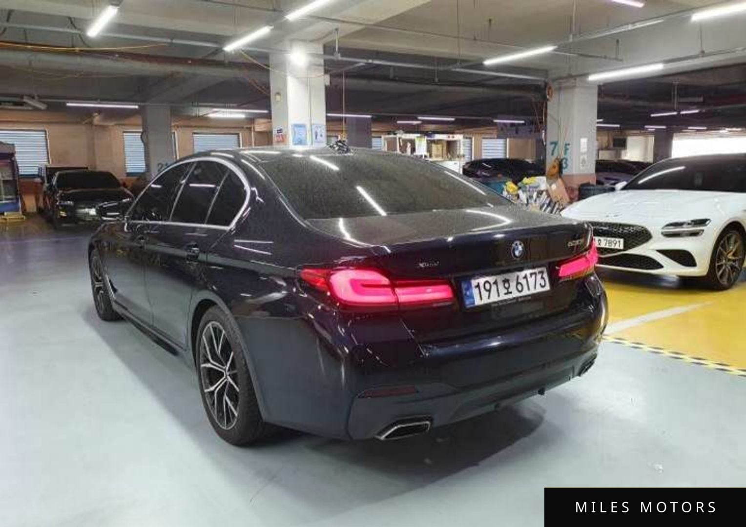 BMW 5 Series (G30) 2023 — миниатюра 9
