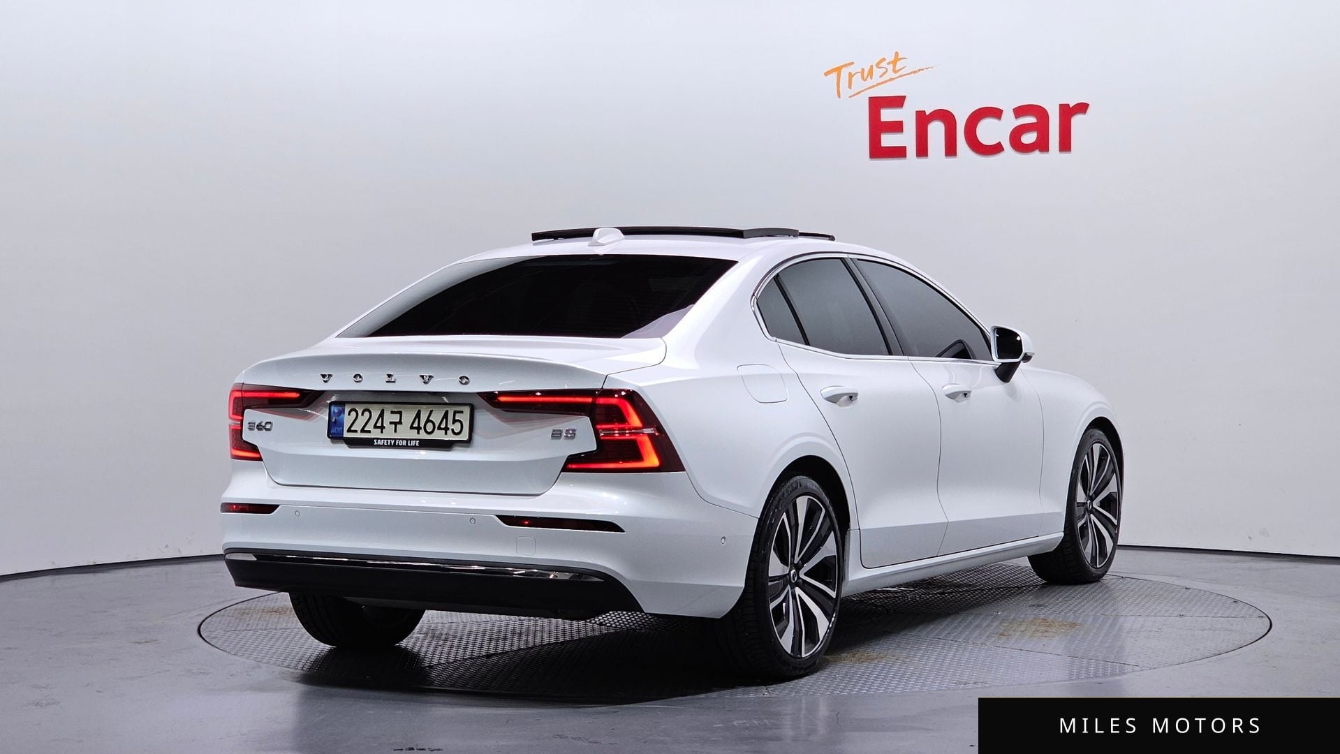 Volvo S60 2024 — миниатюра 2
