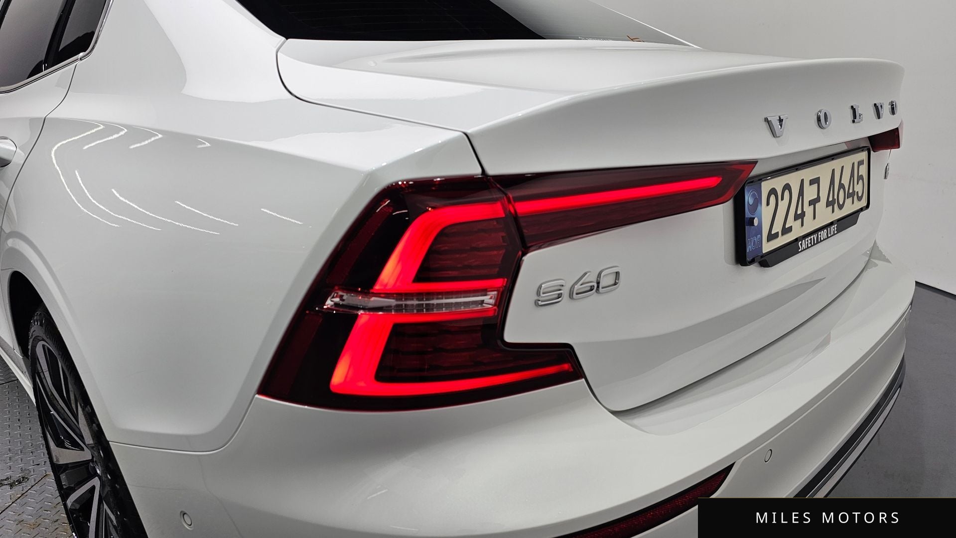 Volvo S60 2024 — миниатюра 9