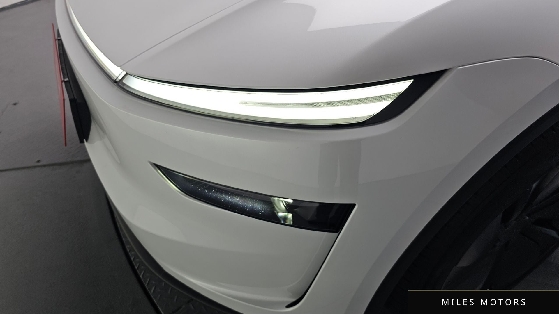 Tesla Model Y 2025 — миниатюра 7