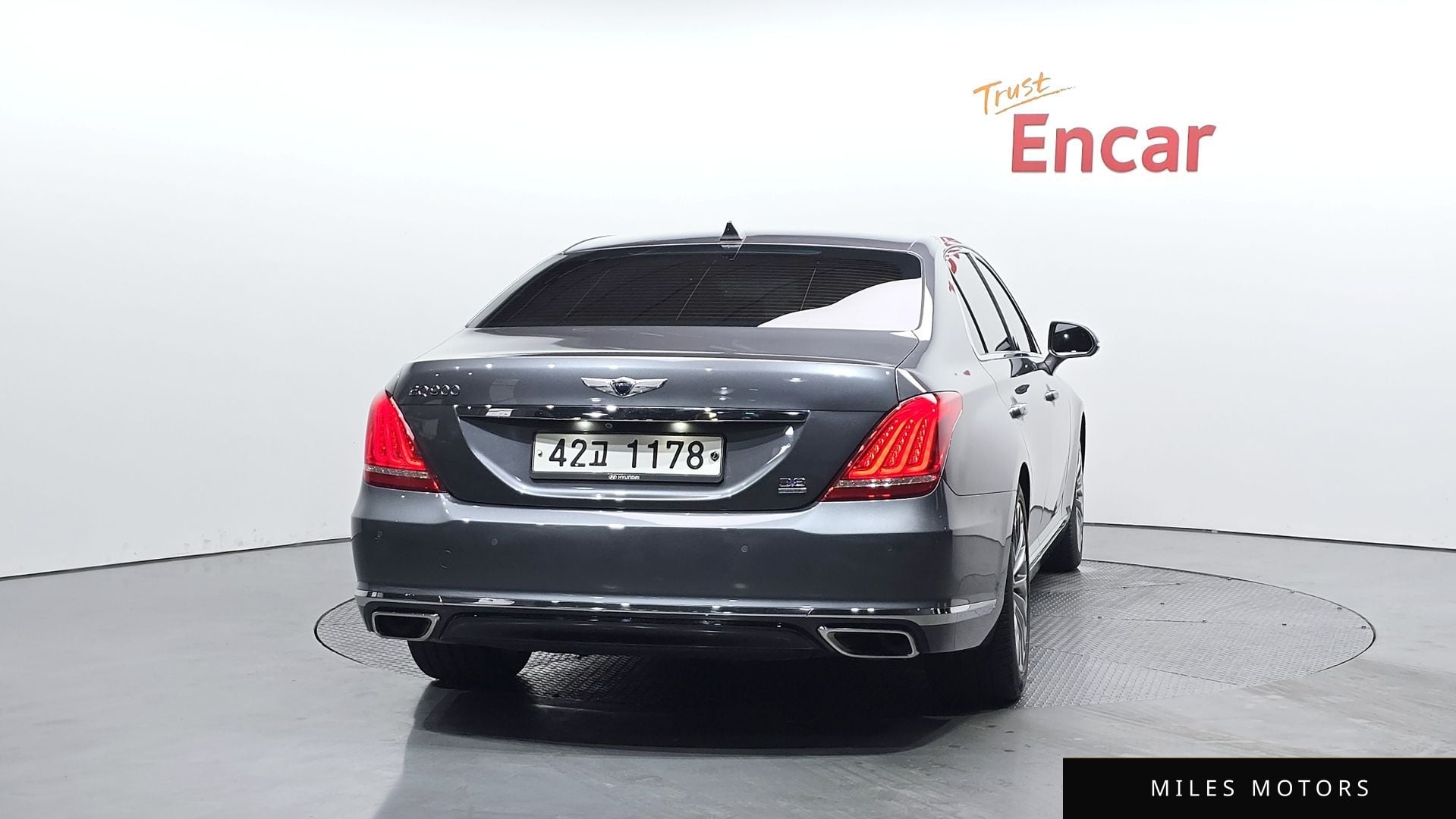 Genesis EQ900 2016 — миниатюра 4