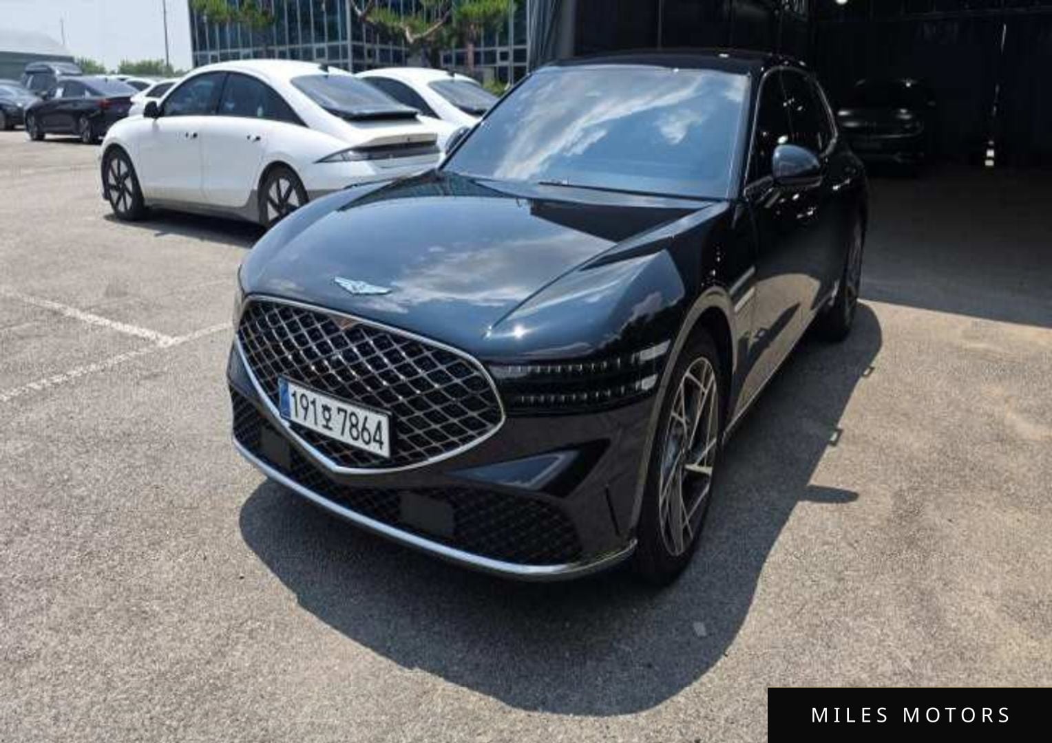 Genesis G90 (RS4) 2023 — миниатюра 2
