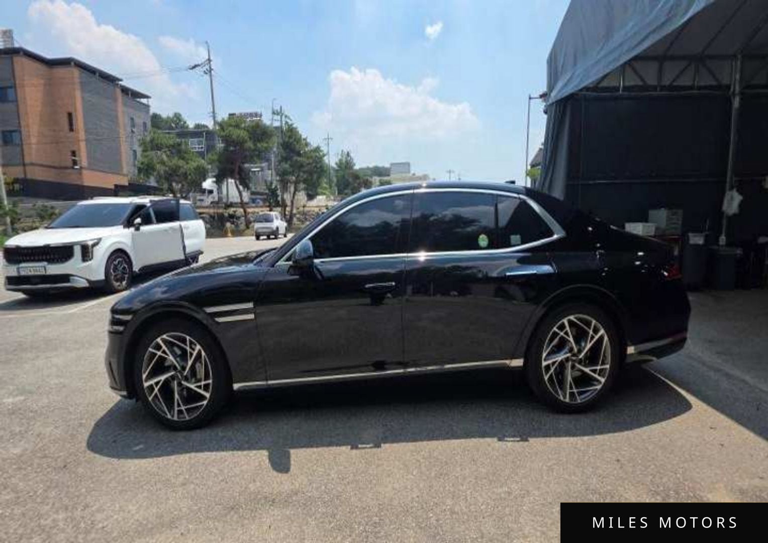 Genesis G90 (RS4) 2023 — миниатюра 5