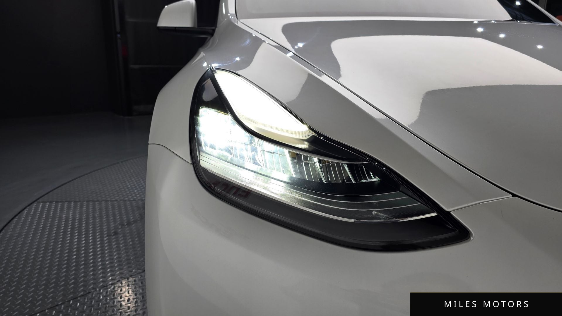 Tesla Model Y 2022 — миниатюра 7