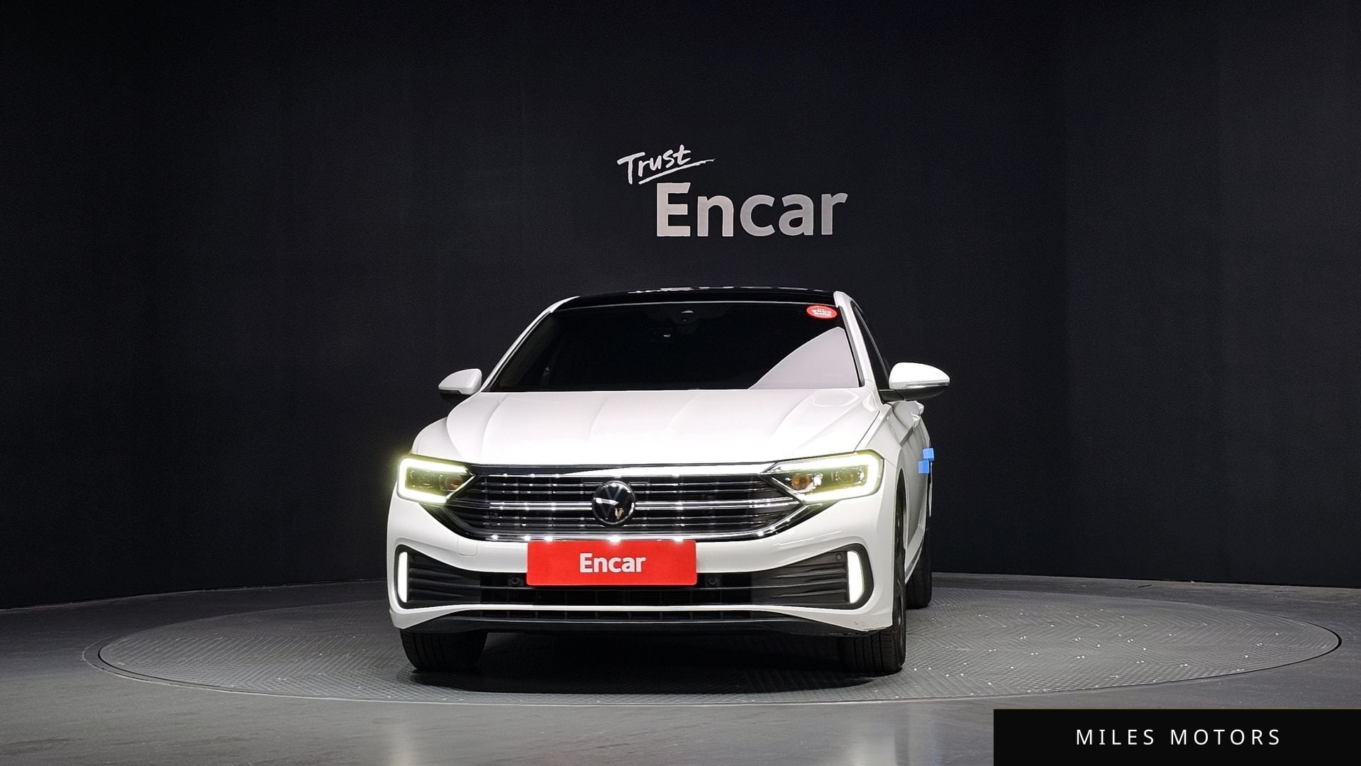 Volkswagen Jetta 2023 — миниатюра 3
