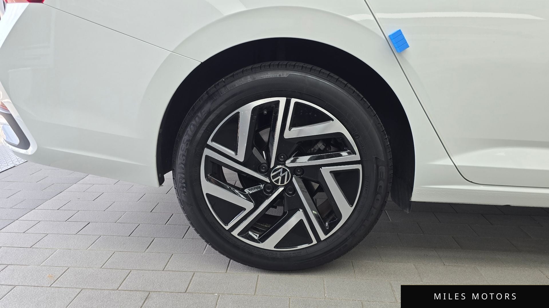 Volkswagen Jetta 2023 — миниатюра 5