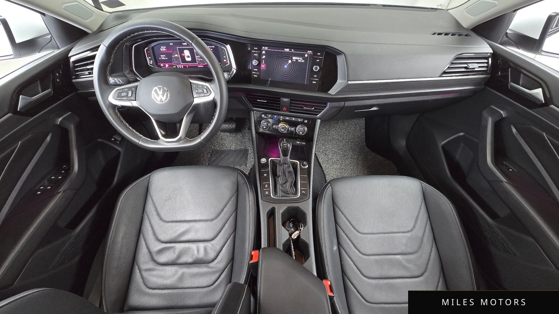 Volkswagen Jetta 2023 — миниатюра 10