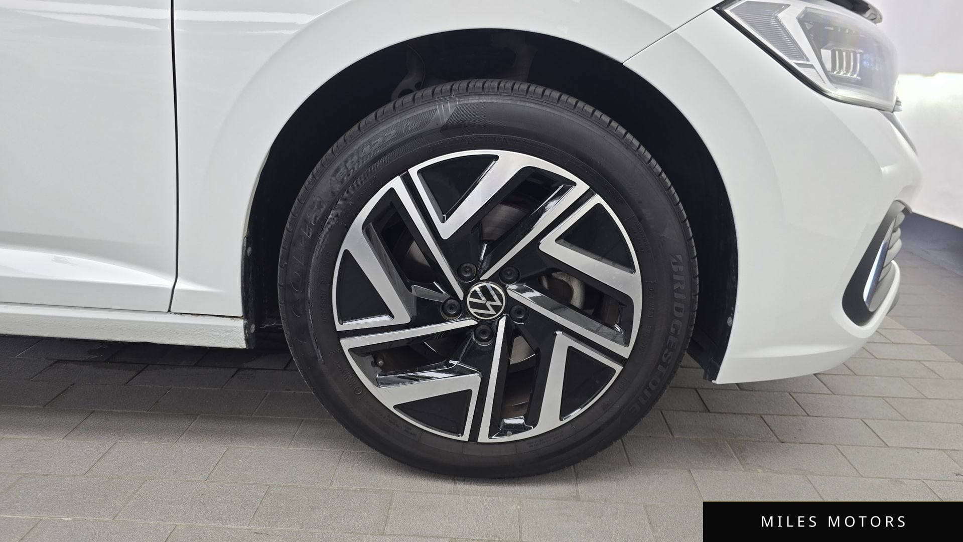 Volkswagen Jetta 2023 — миниатюра 7