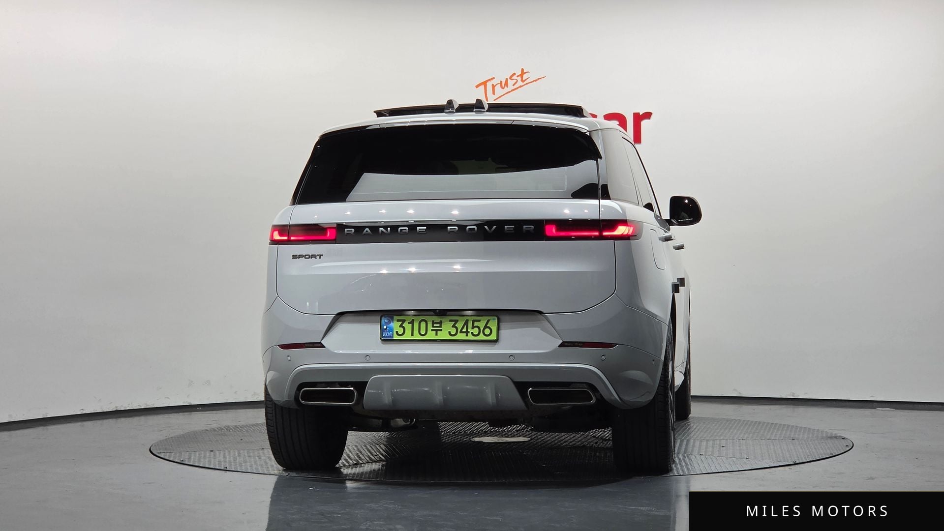 Land Rover Range Rover Sport 2025 — миниатюра 4