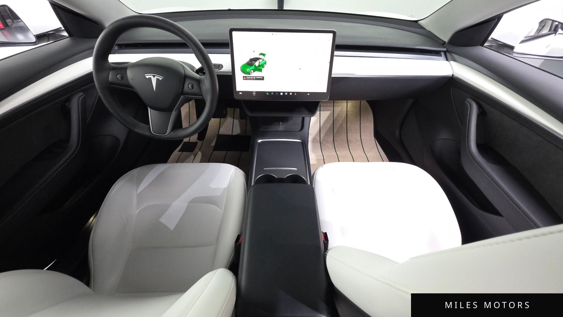 Tesla Model 3 2022 — миниатюра 10