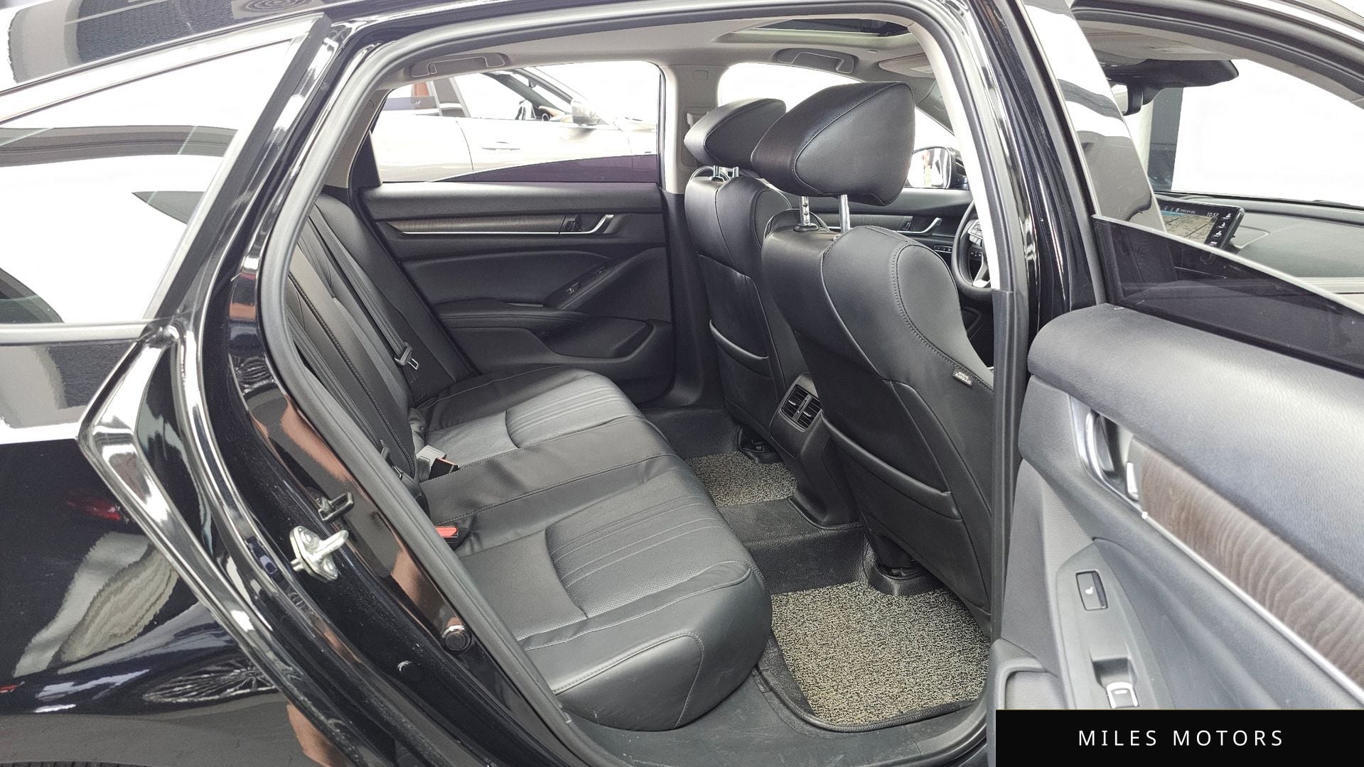 Honda Accord 2018 — миниатюра 12