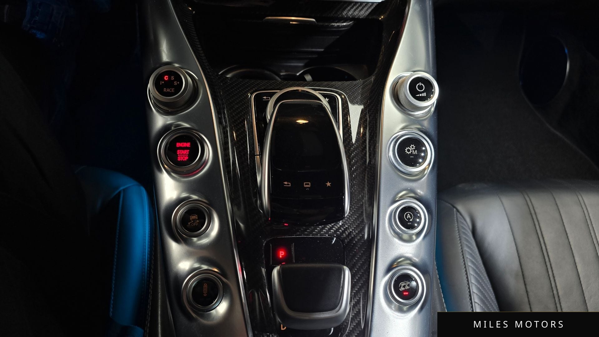 Mercedes-Benz AMG GT 2016 — миниатюра 9