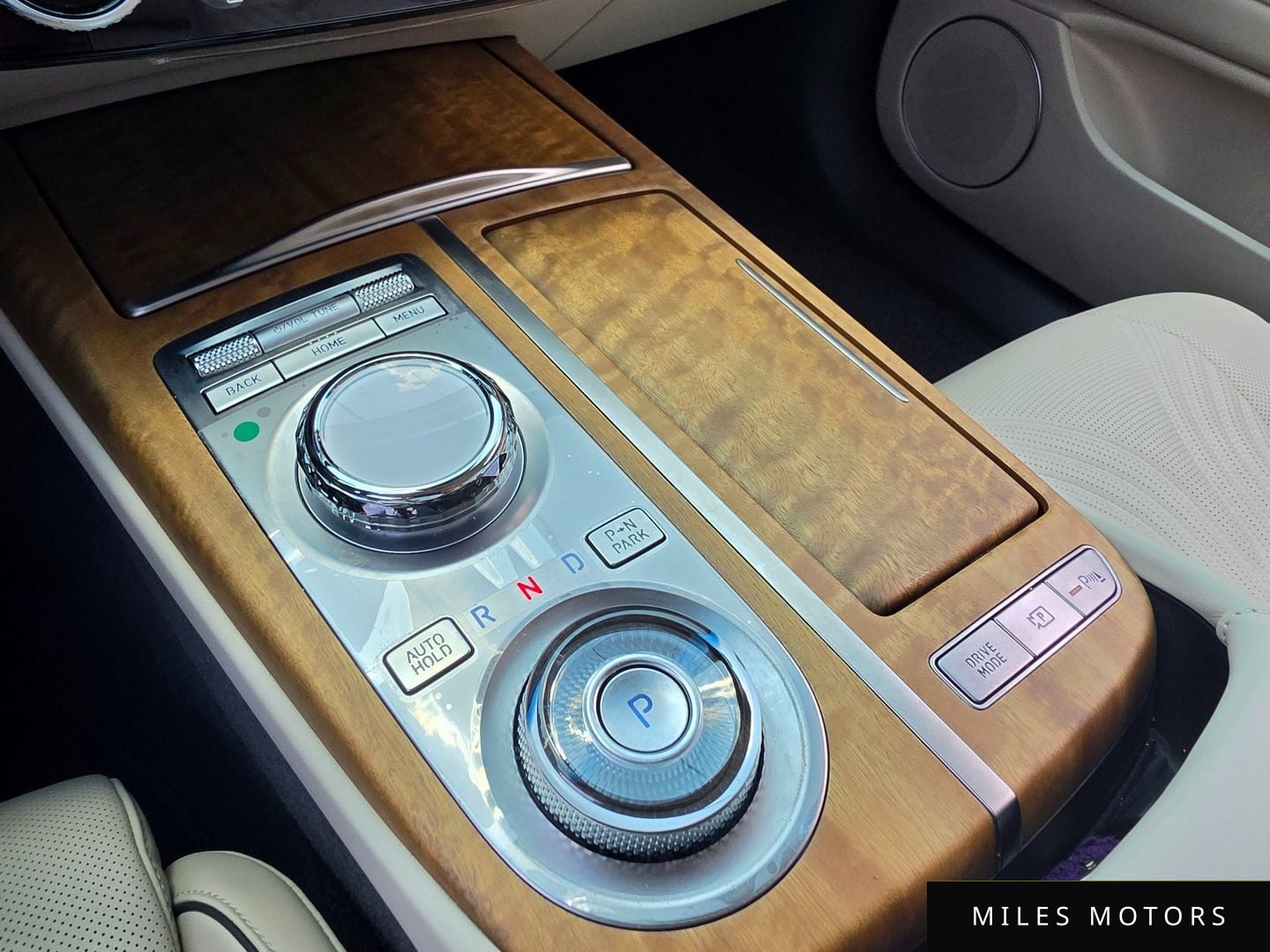Genesis G80 (RG3) 2023 — миниатюра 9