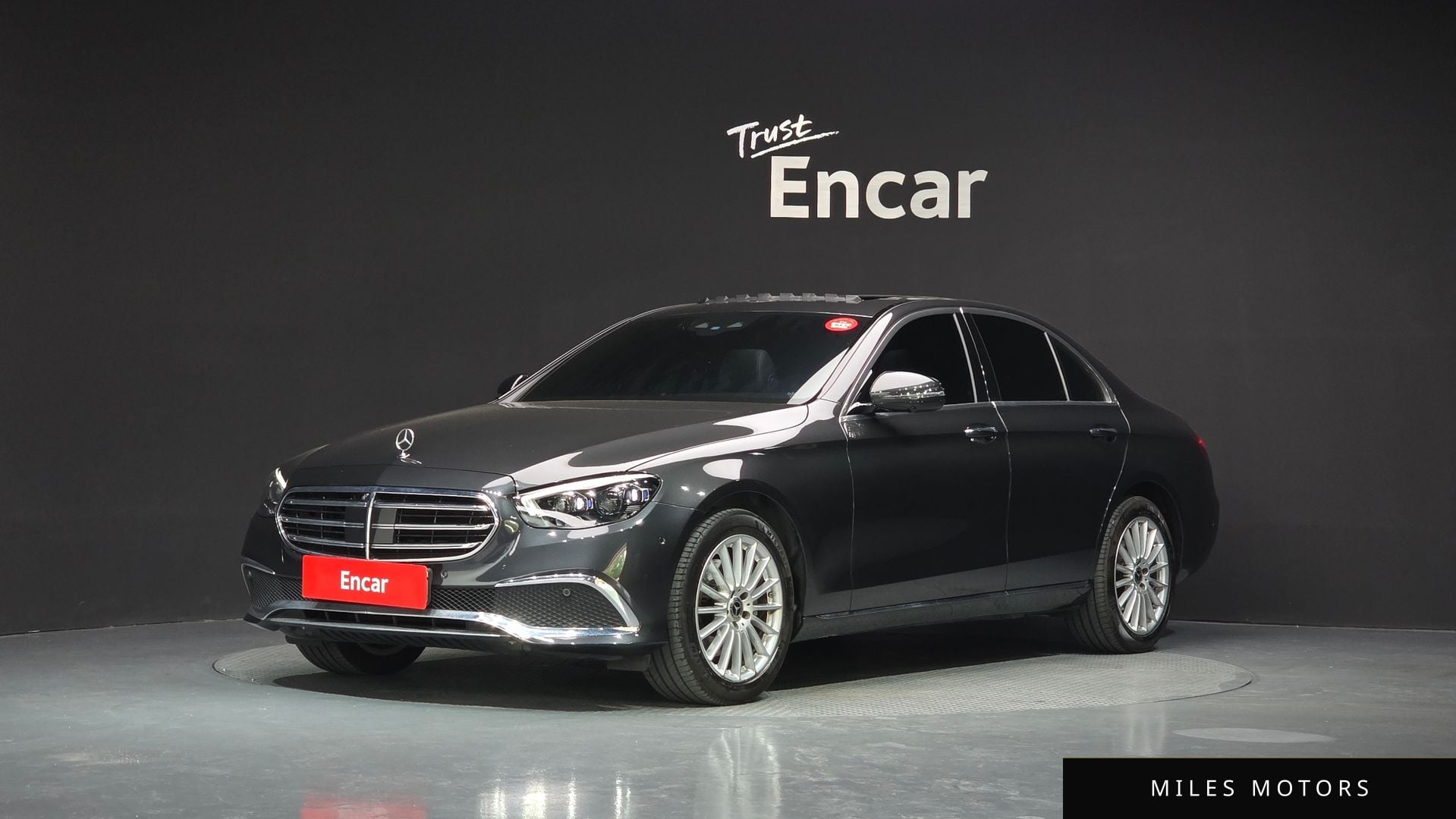 Mercedes-Benz E-Class W213 2022 — фото 1 из 12