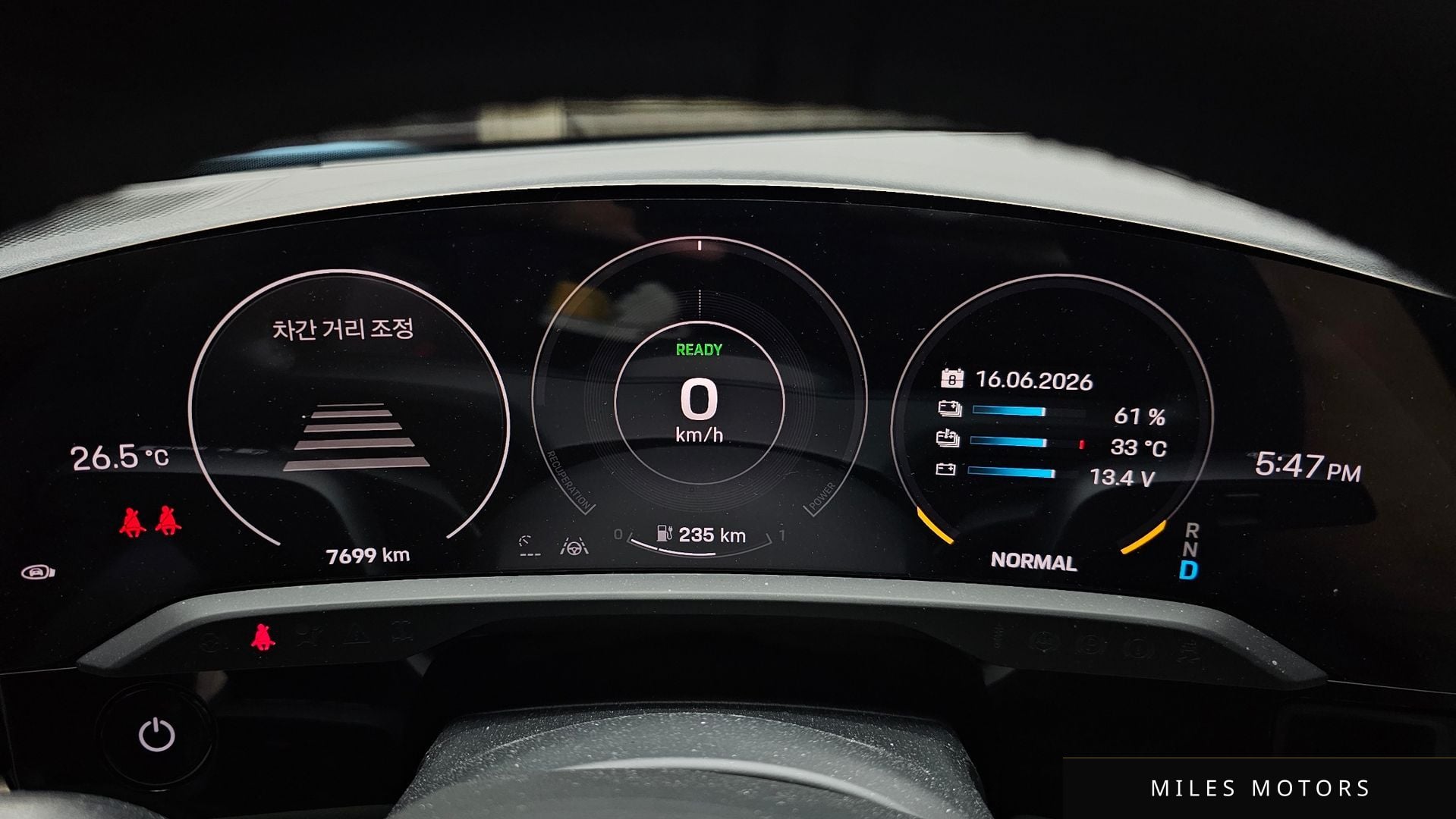 Porsche Taycan 2024 — миниатюра 8
