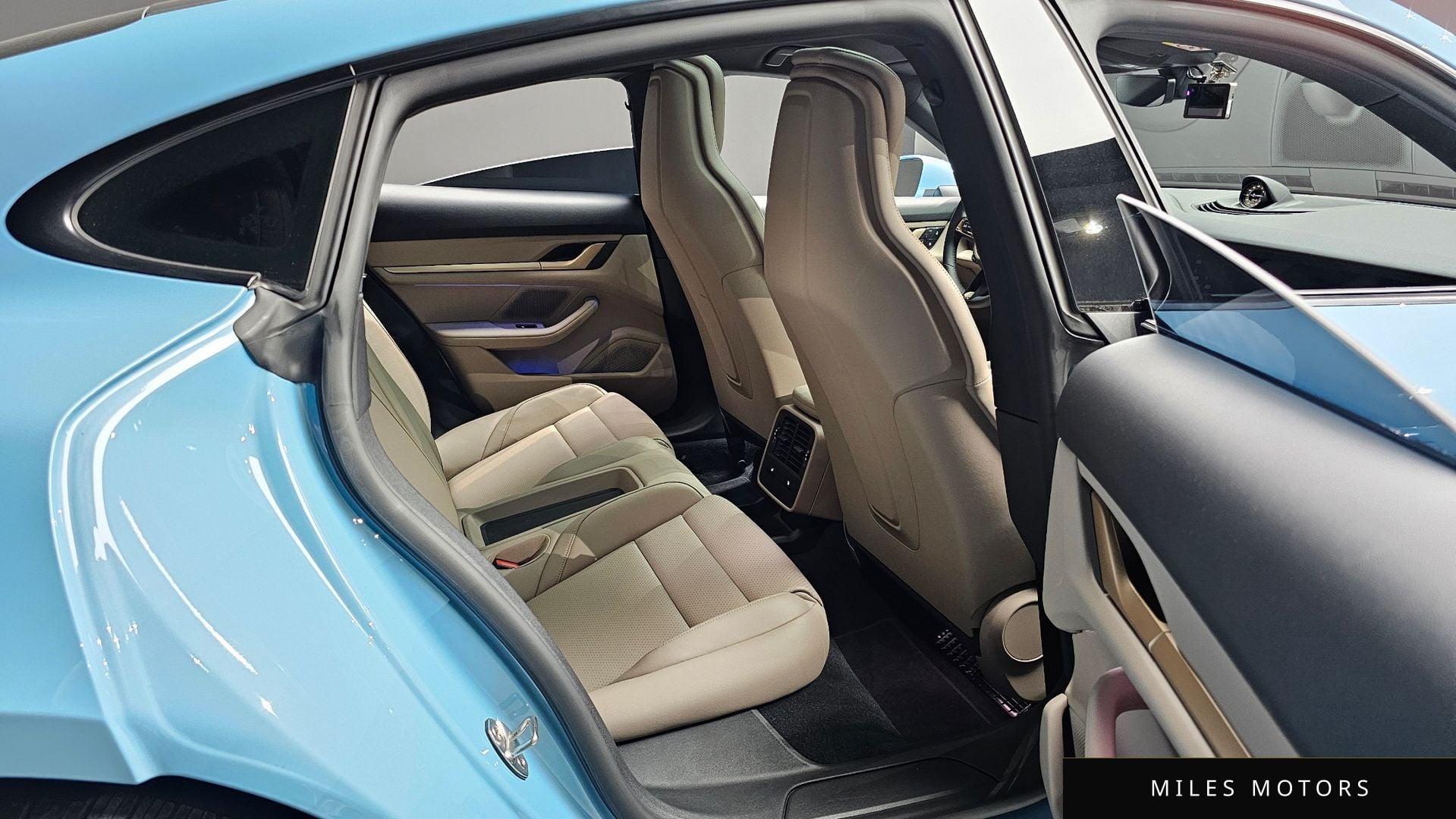 Porsche Taycan 2024 — миниатюра 12
