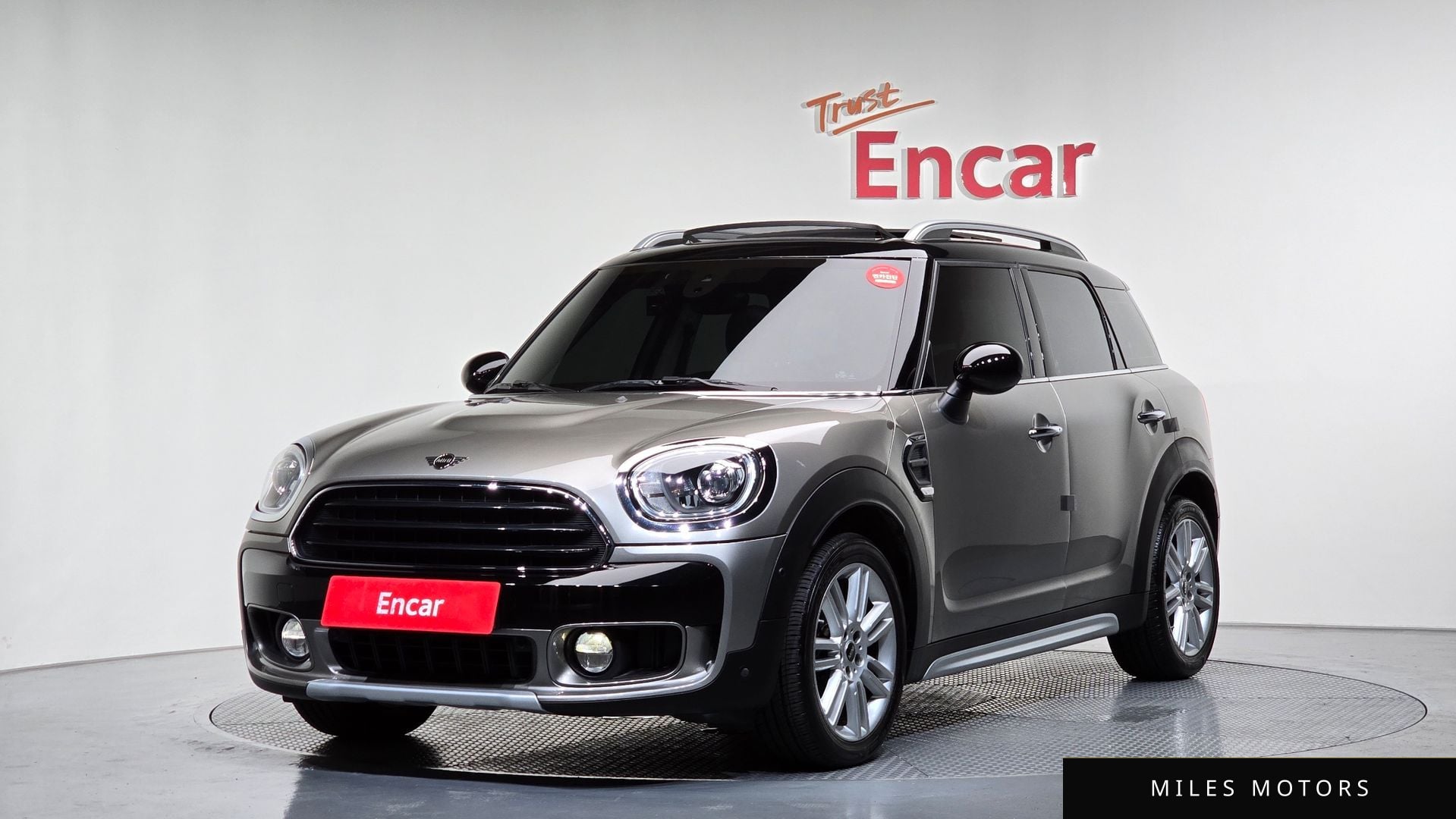 MINI Countryman 2019 — фото 1 из 12