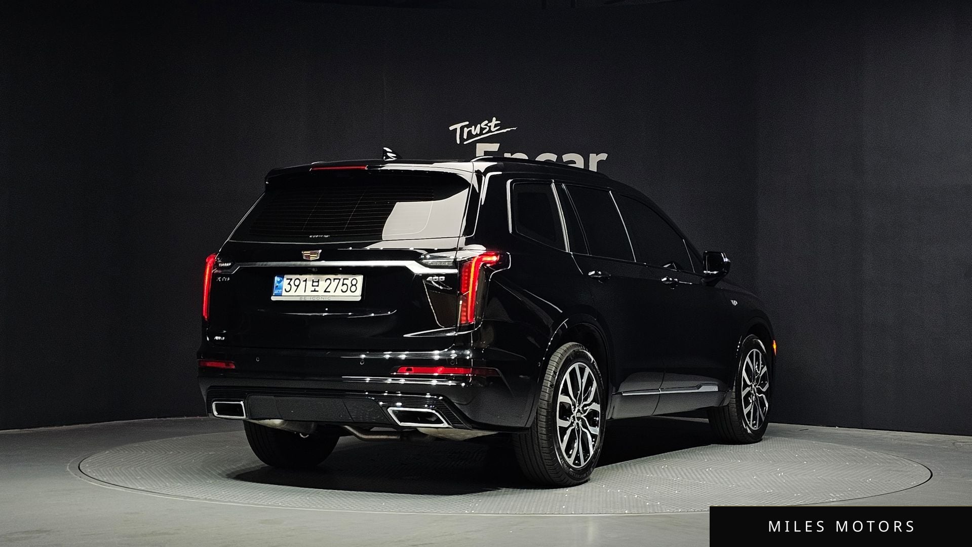 Cadillac XT6 2024 — миниатюра 2