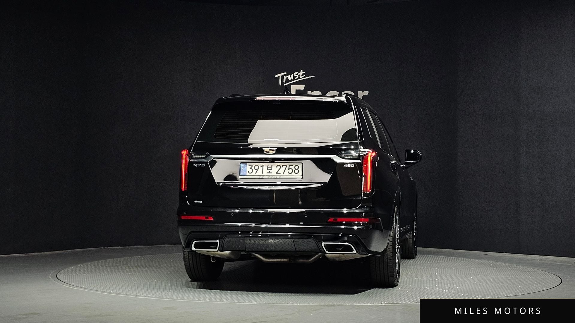 Cadillac XT6 2024 — миниатюра 4