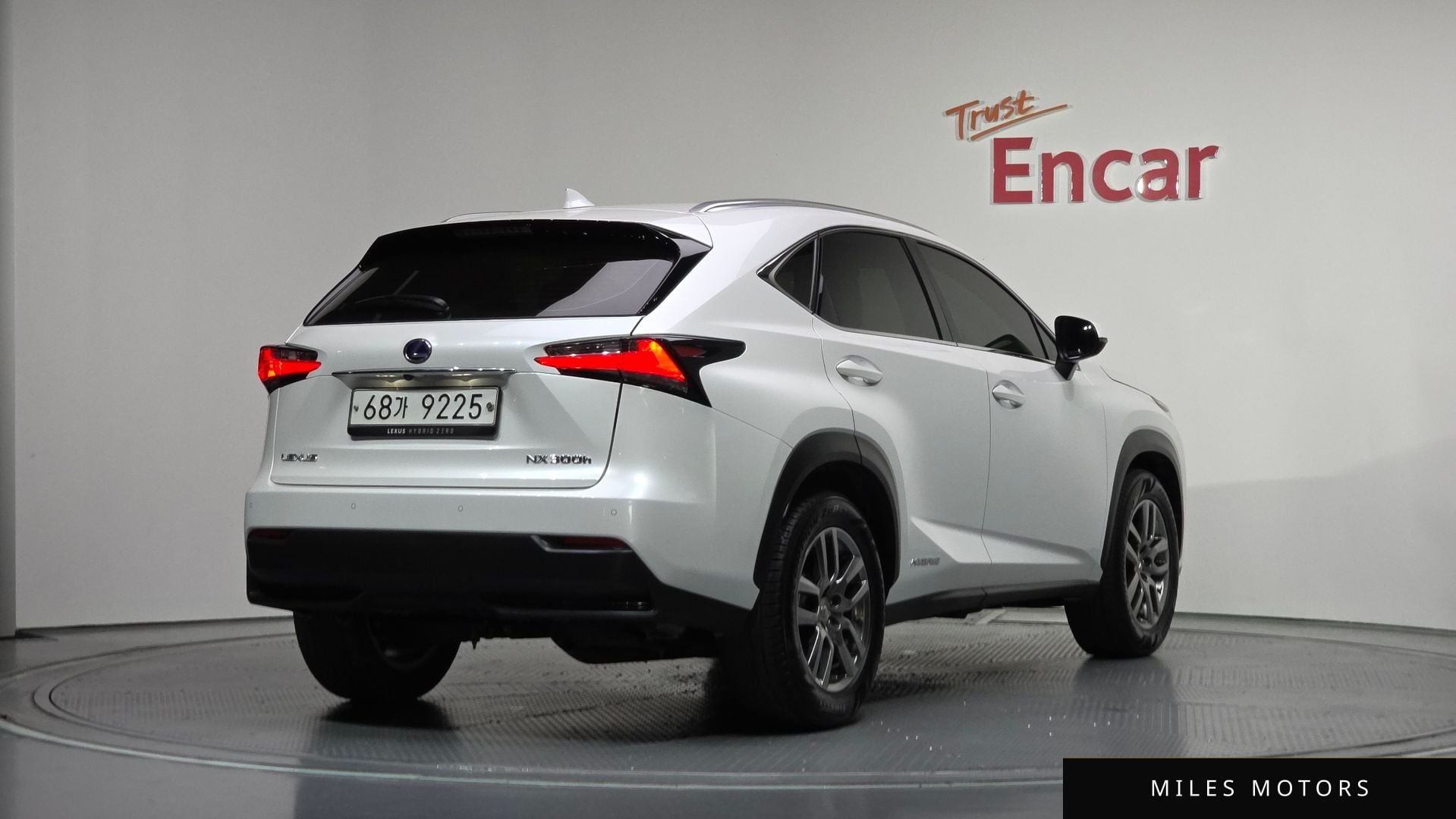 Лексус NX300h 2015 — миниатюра 2