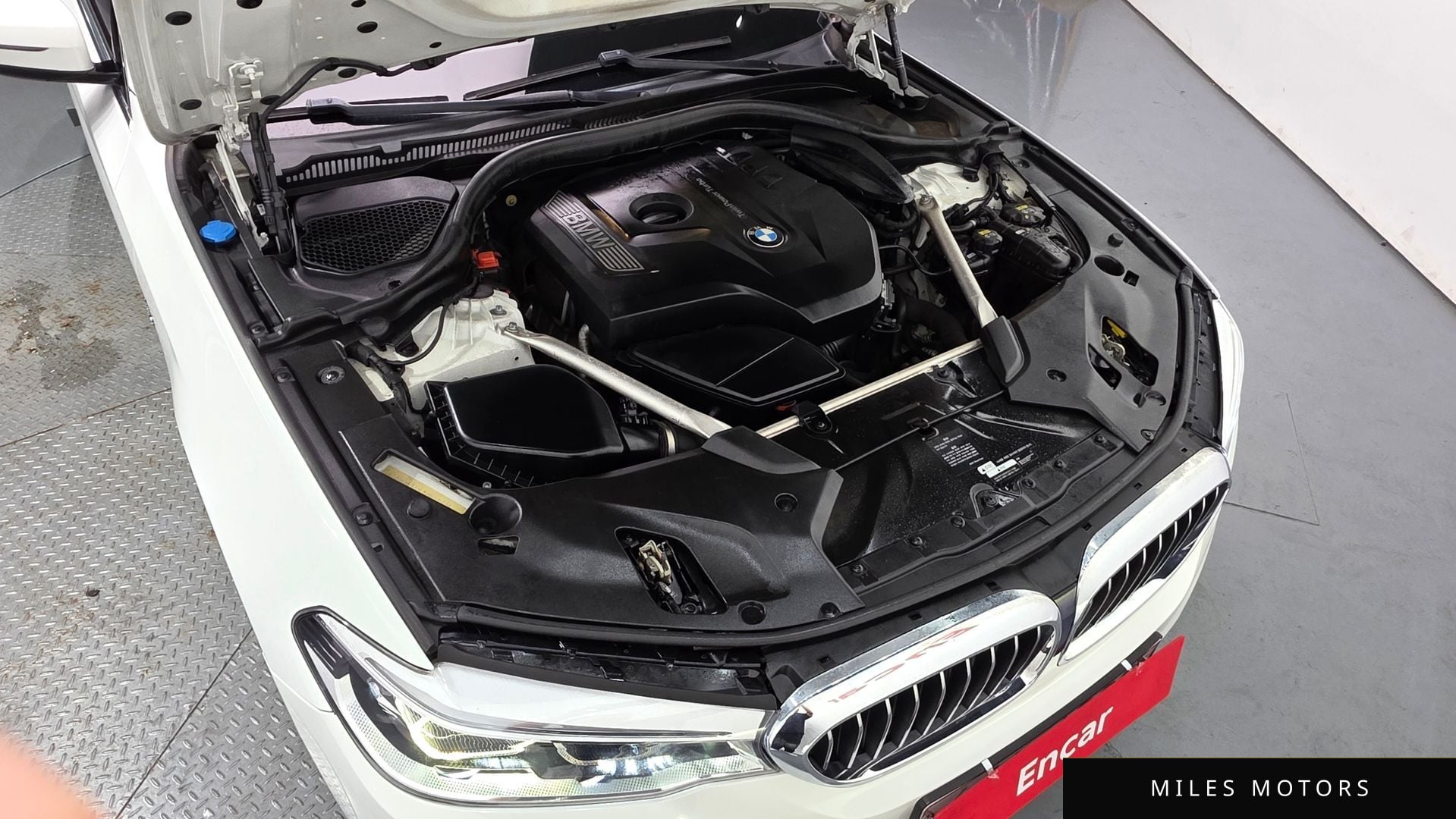 BMW 5 Series (G30) 2018 — миниатюра 6