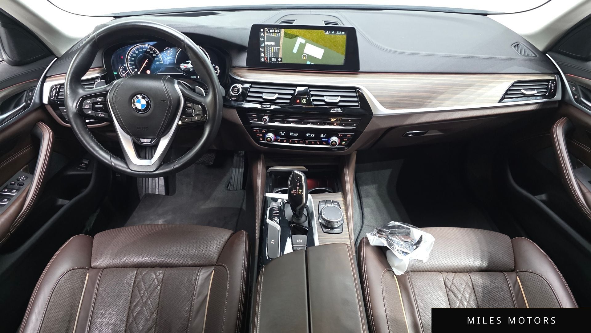 BMW 5 Series (G30) 2018 — миниатюра 7