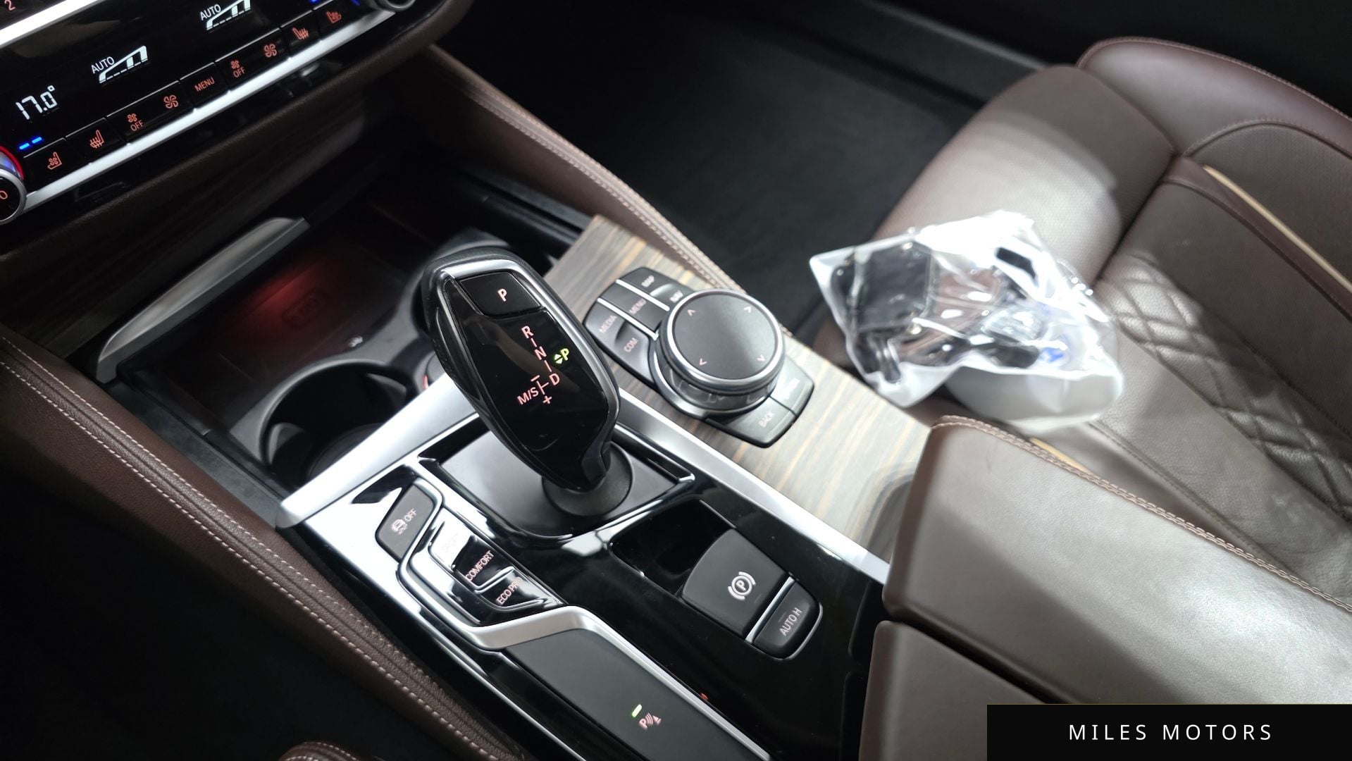 BMW 5 Series (G30) 2018 — миниатюра 9