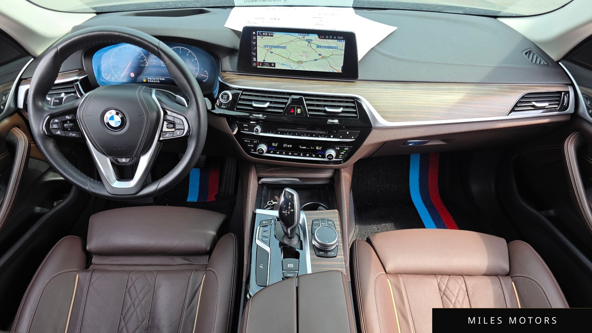 BMW 5 Series (G30) 2019 — миниатюра 10