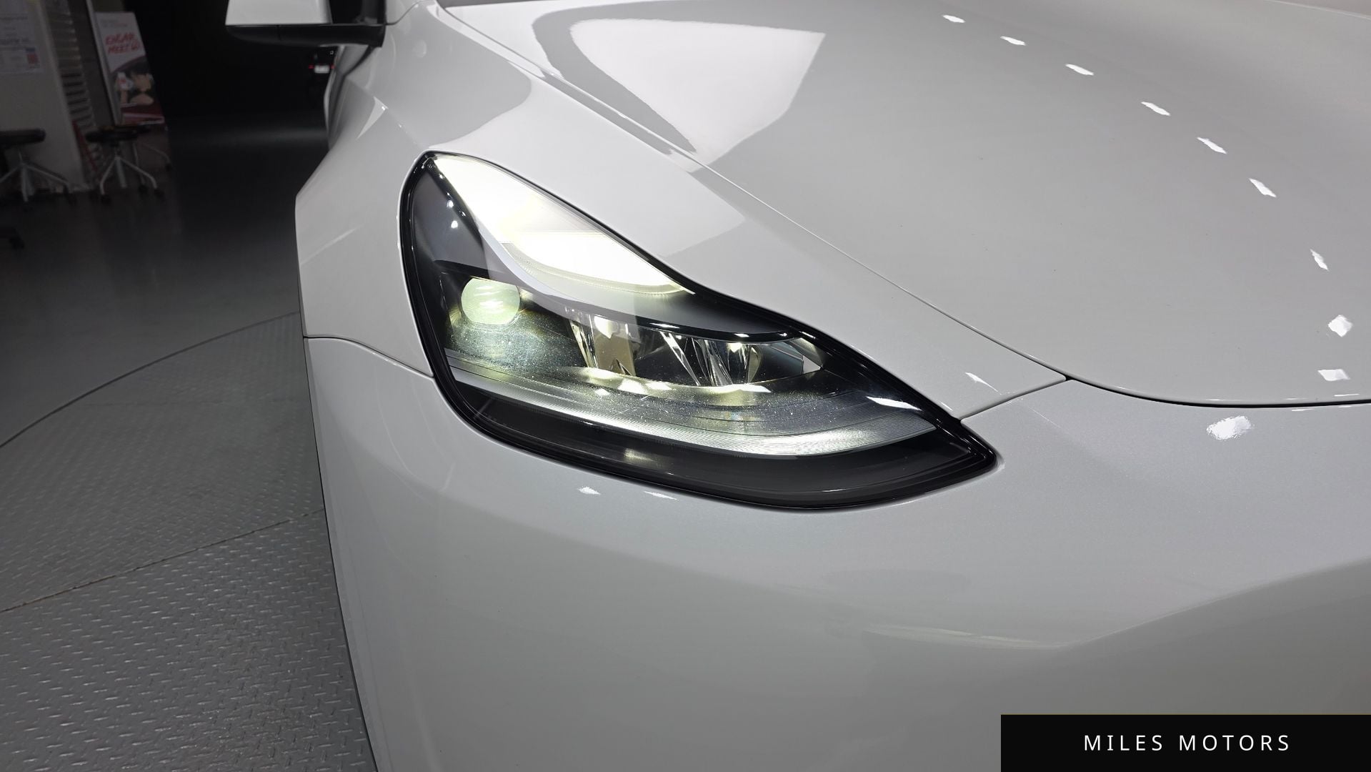 Tesla Model Y 2024 — миниатюра 8