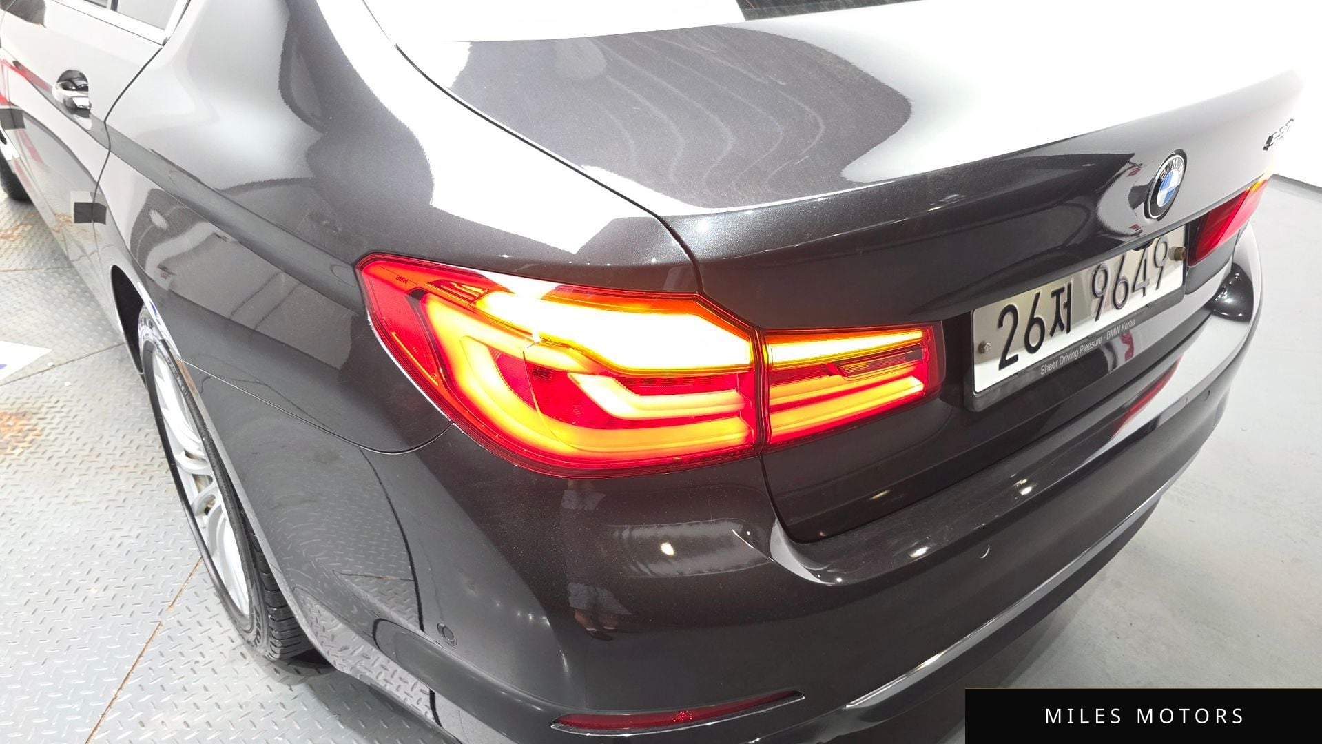 BMW 5 Series (G30) 2019 — миниатюра 8