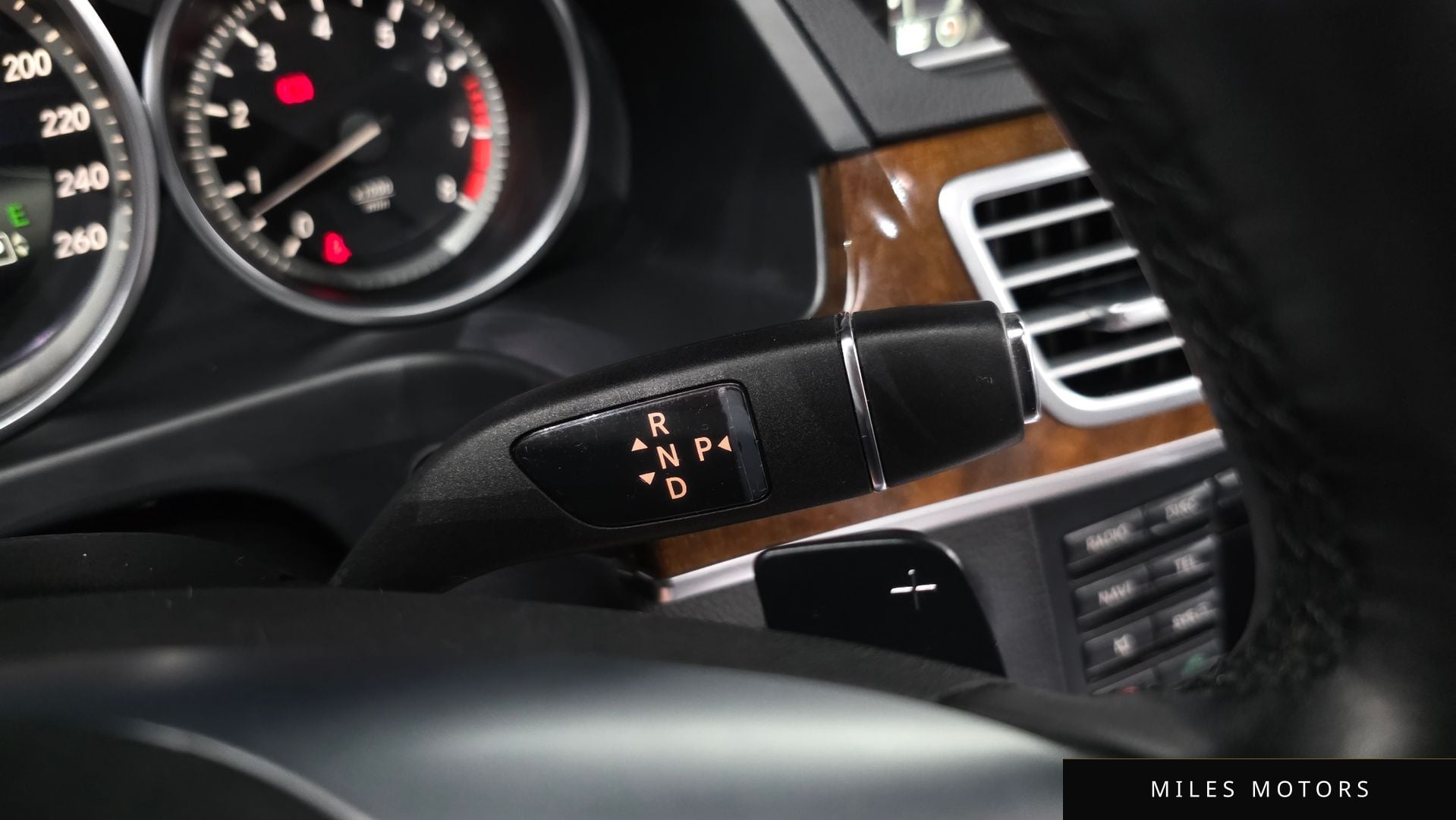 Mercedes-Benz E-Class W212 2014 — миниатюра 11