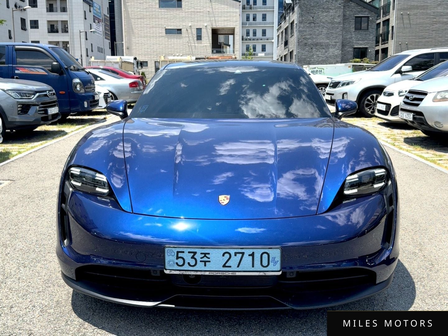Porsche Taycan 2024 — миниатюра 2