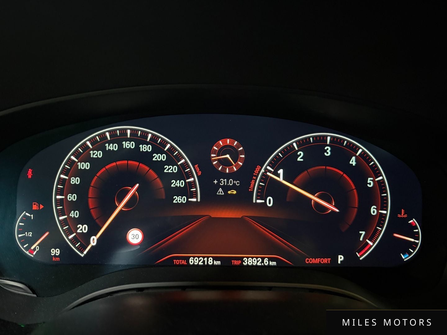 BMW 5 Series (G30) 2019 — миниатюра 8