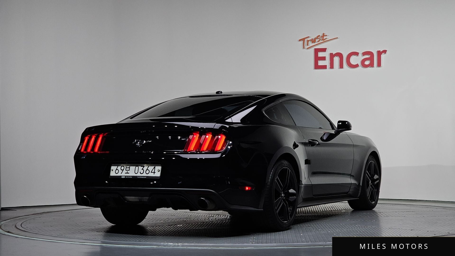 Ford Mustang 2017 — миниатюра 2