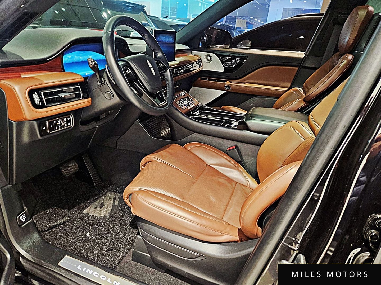 Lincoln Aviator 2023 — миниатюра 11