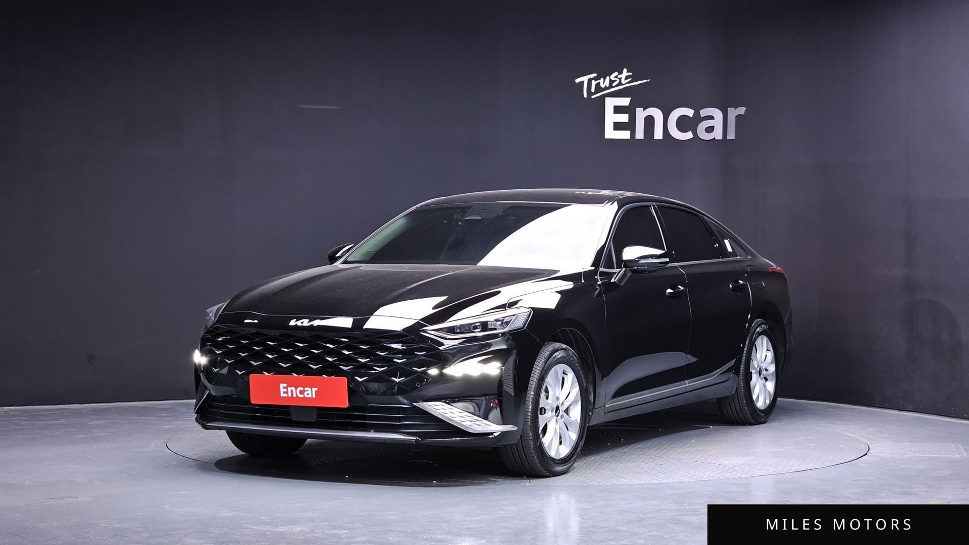 Kia K8 2023 — фото 1 из 12