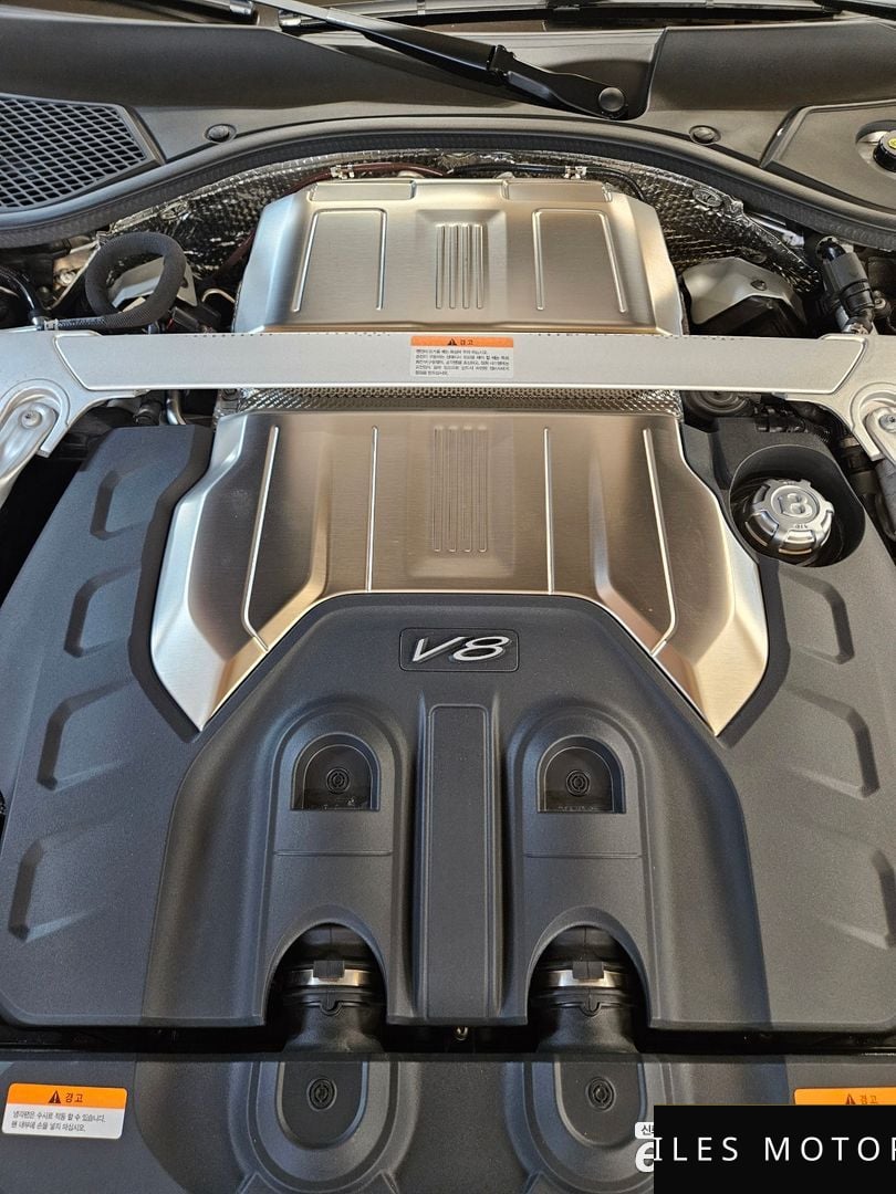 Bentley Continental GT 2023 — миниатюра 6