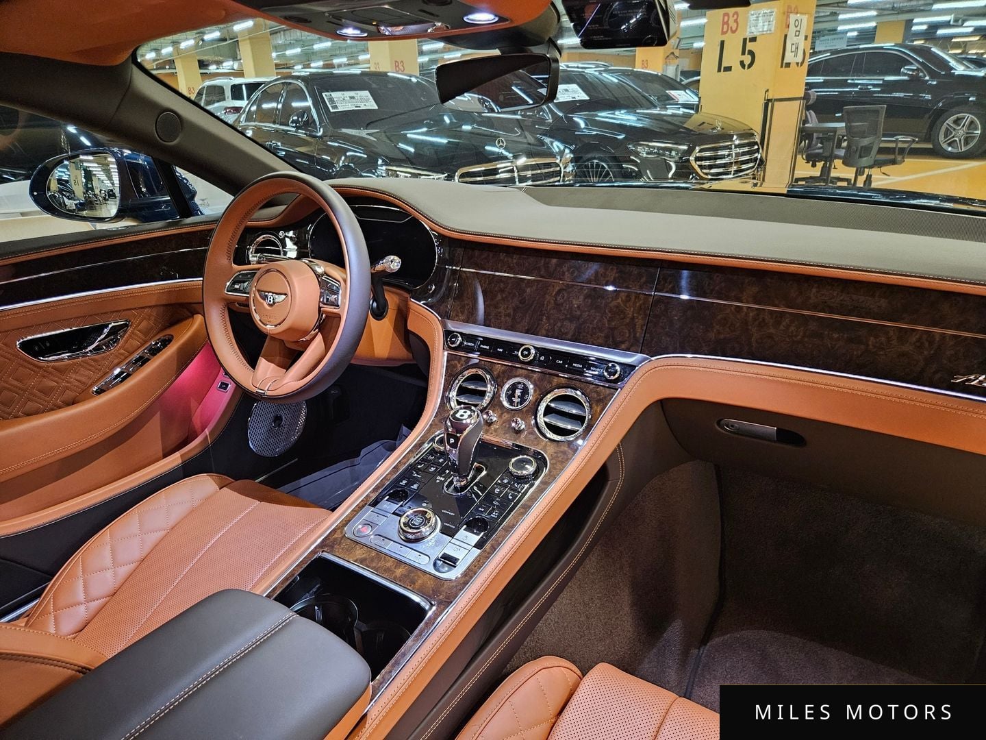 Bentley Continental GT 2023 — миниатюра 7