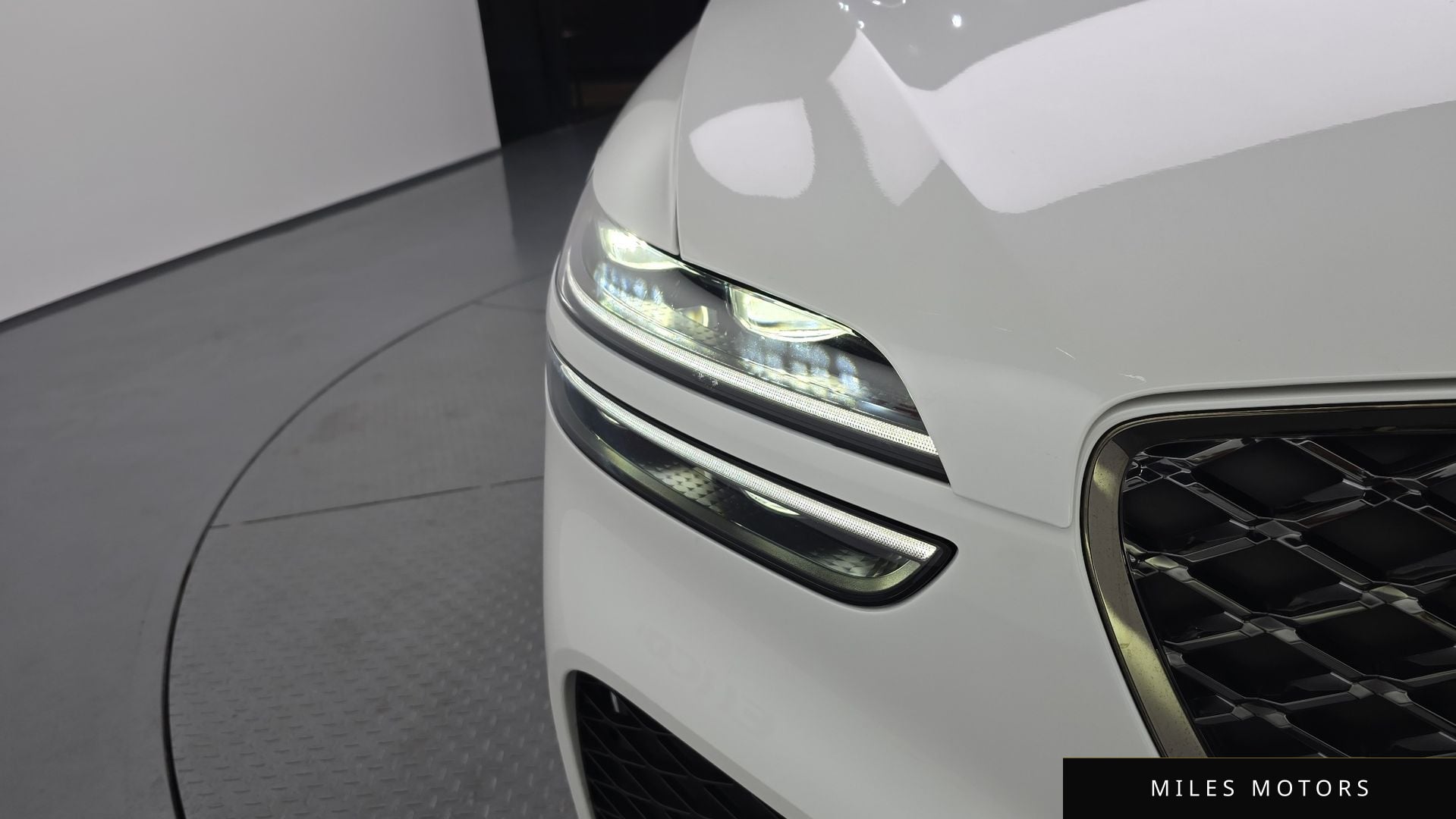 Genesis GV70 2024 — миниатюра 8