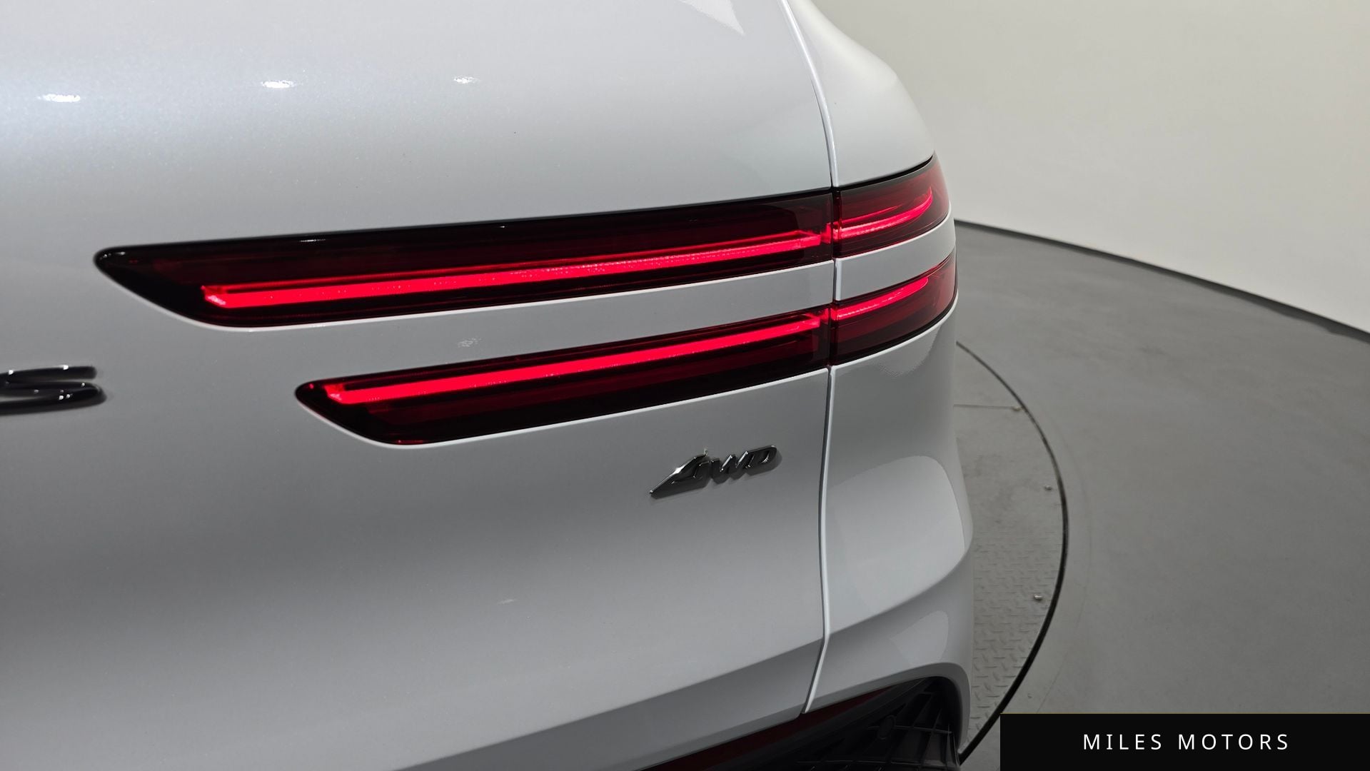 Genesis GV70 2024 — миниатюра 9