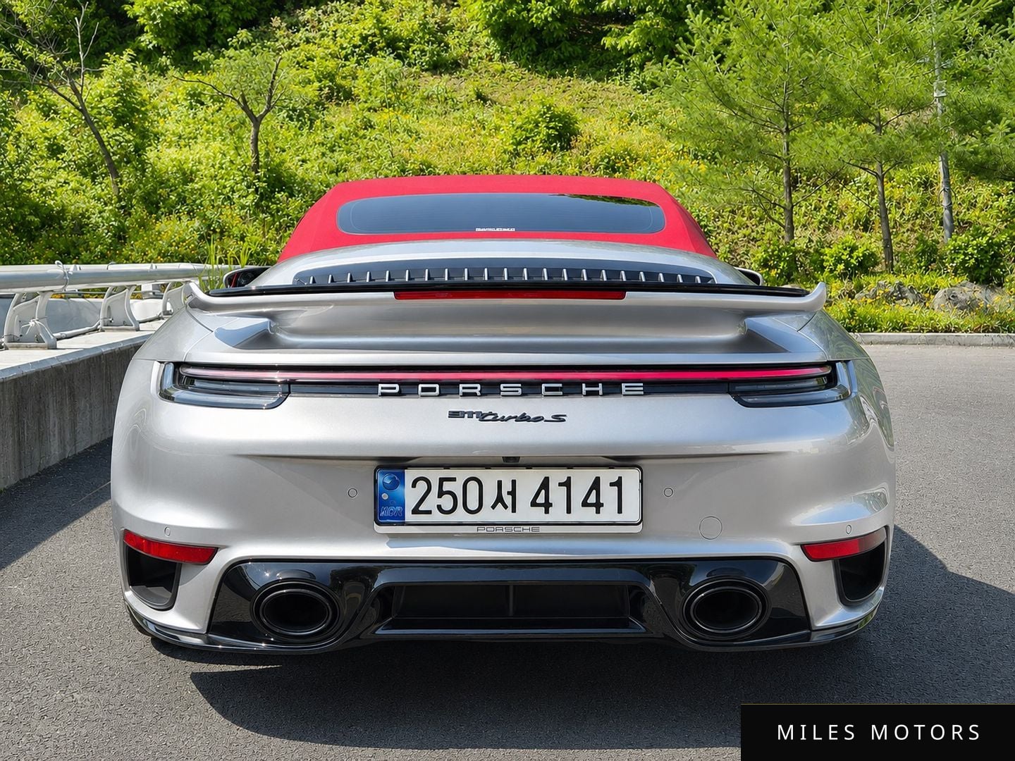 Porsche 911 (992) 2023 — миниатюра 4