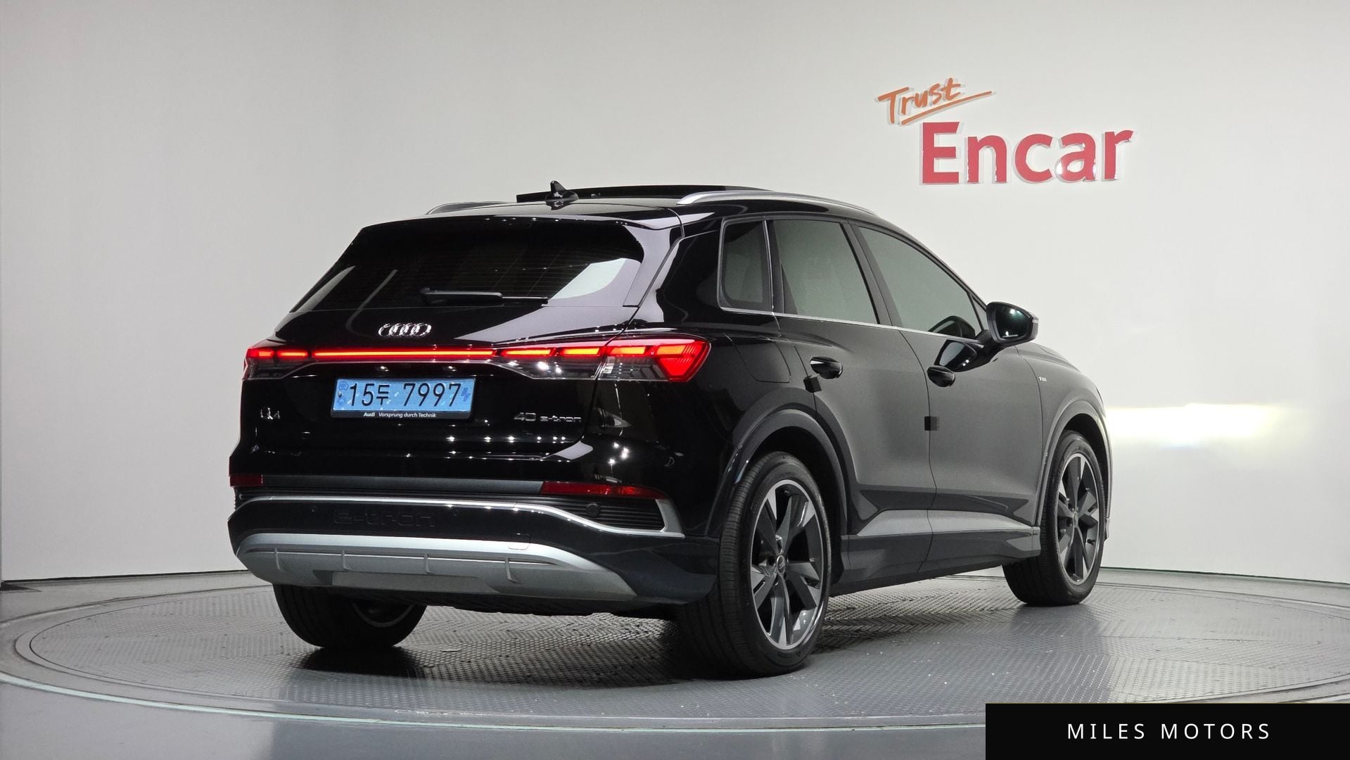 Audi Q4 e-tron 2022 — миниатюра 2