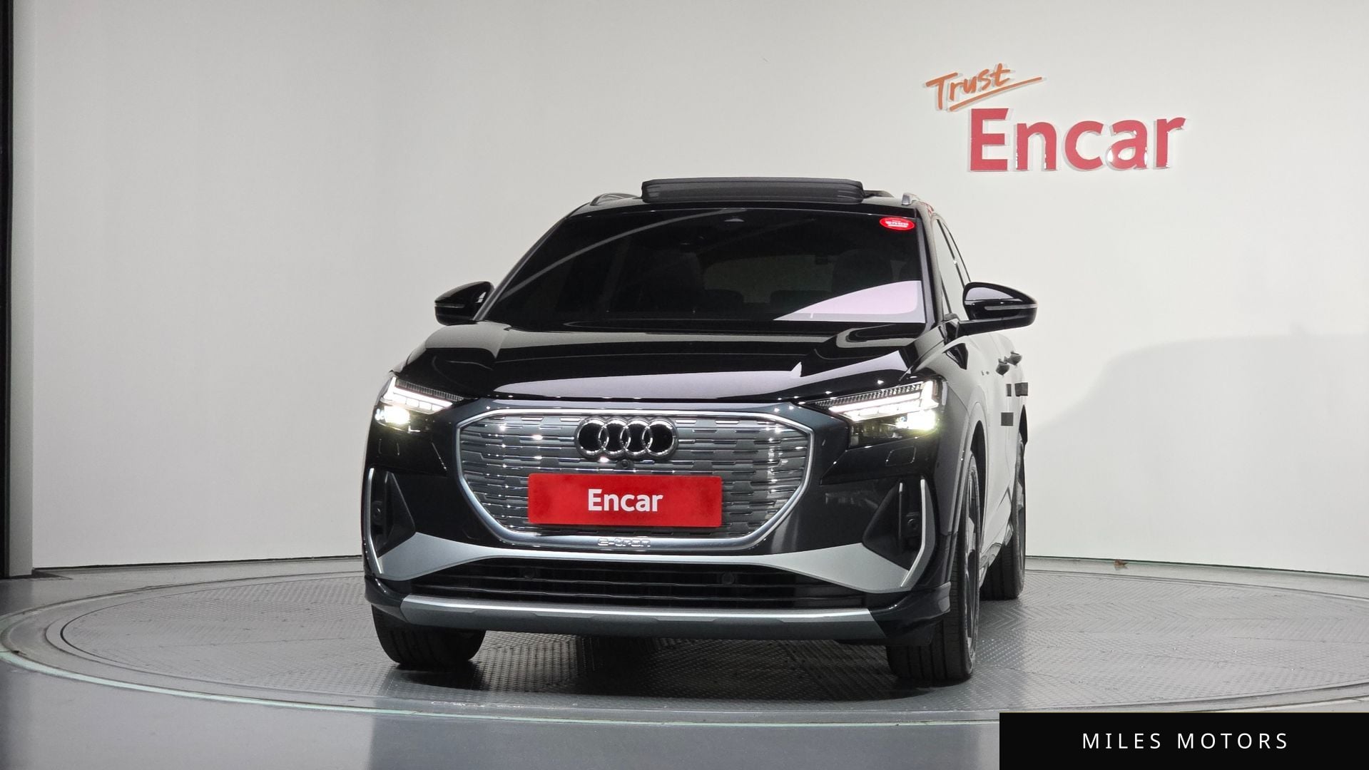 Audi Q4 e-tron 2022 — миниатюра 3