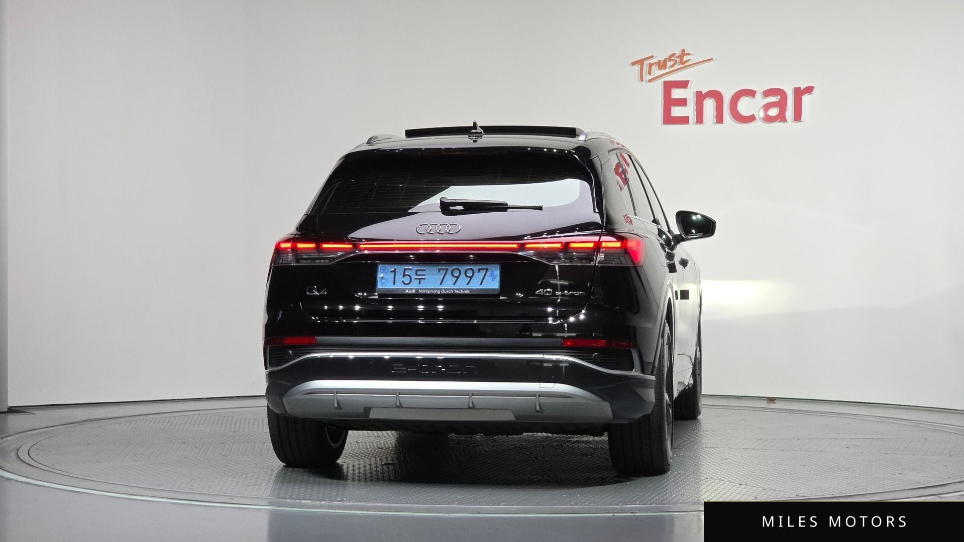 Audi Q4 e-tron 2022 — миниатюра 4